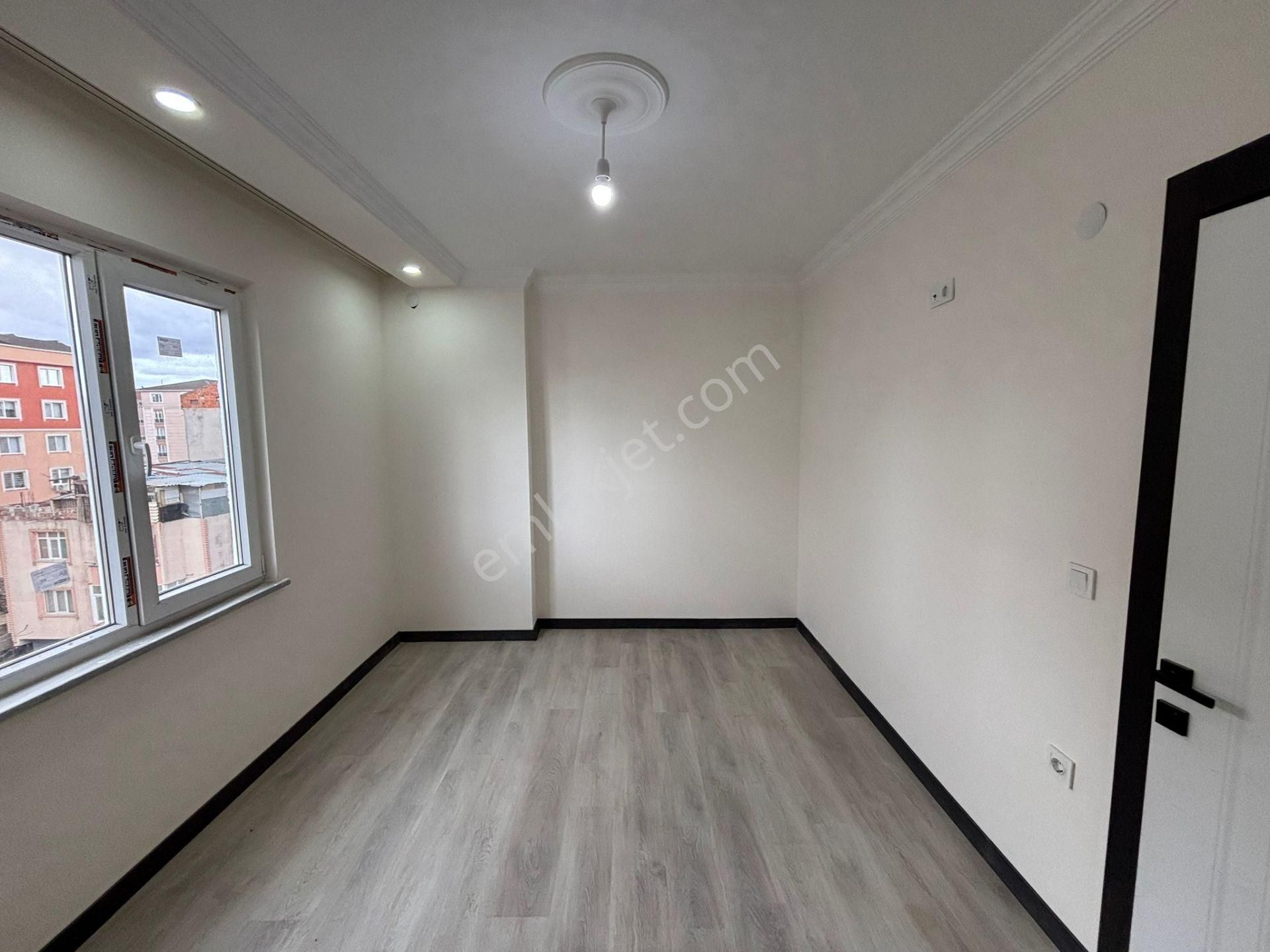 **eryıldız İnşaat'tan**merkezi Konumda İskanlı K.otoparklı 2+1**4.kat Güney Cephe - Görsel 20