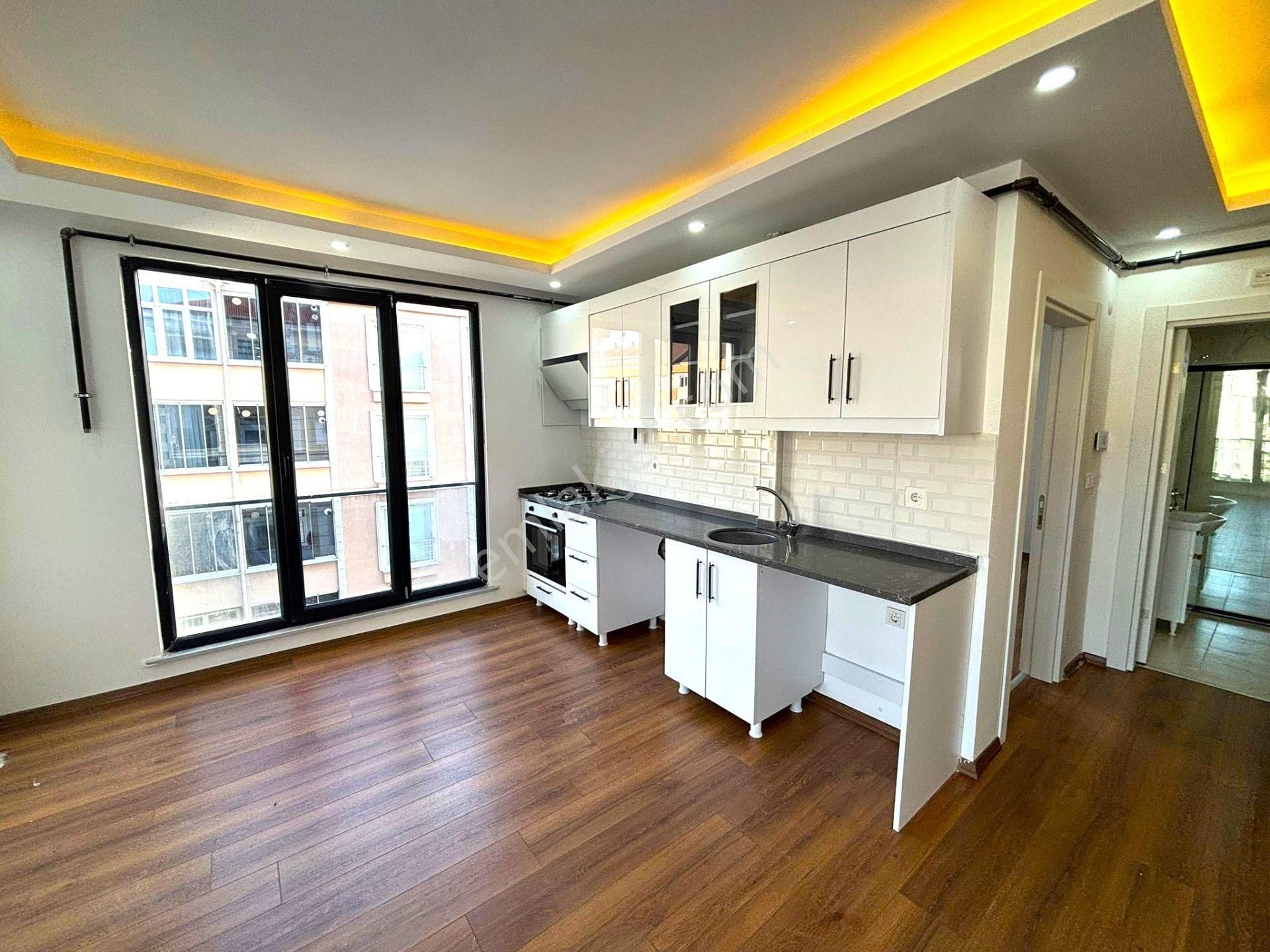 **eryıldız İnşaat'tan**acilll Trepaş Yanı Çarşı İçinde İskanlı Lüks 1+1 - Görsel 18