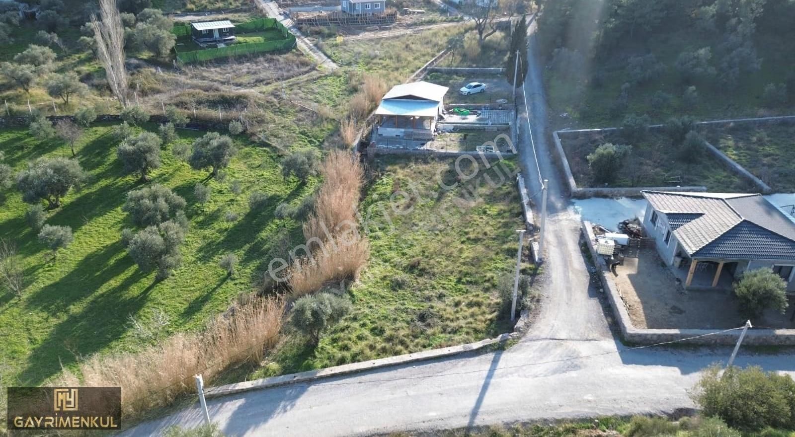 Yukarı Kızılcak Mahallesinde Elektriği,suyu Olan Müstakil Ev - Görsel 3