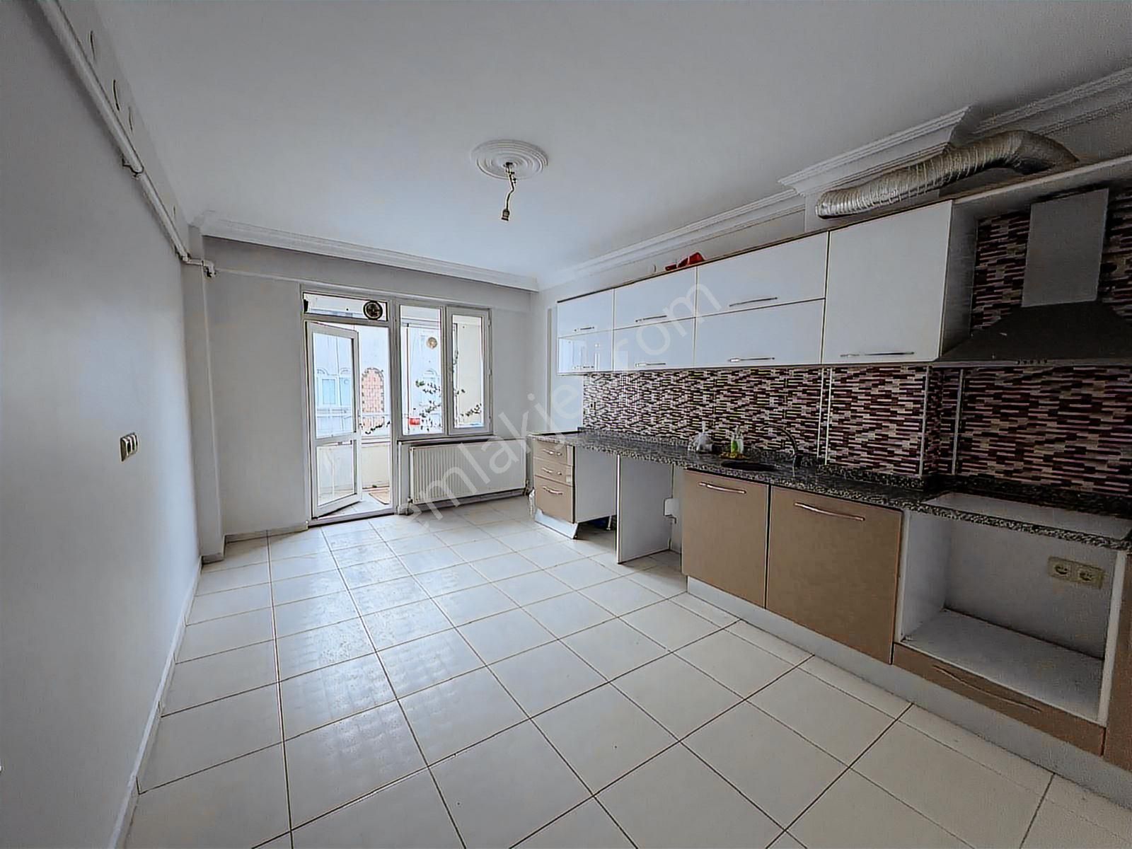 Oscar'dan Çamlıca'da Çok Geniş İki Balkonlu 2+1 Dubleks - Görsel 19