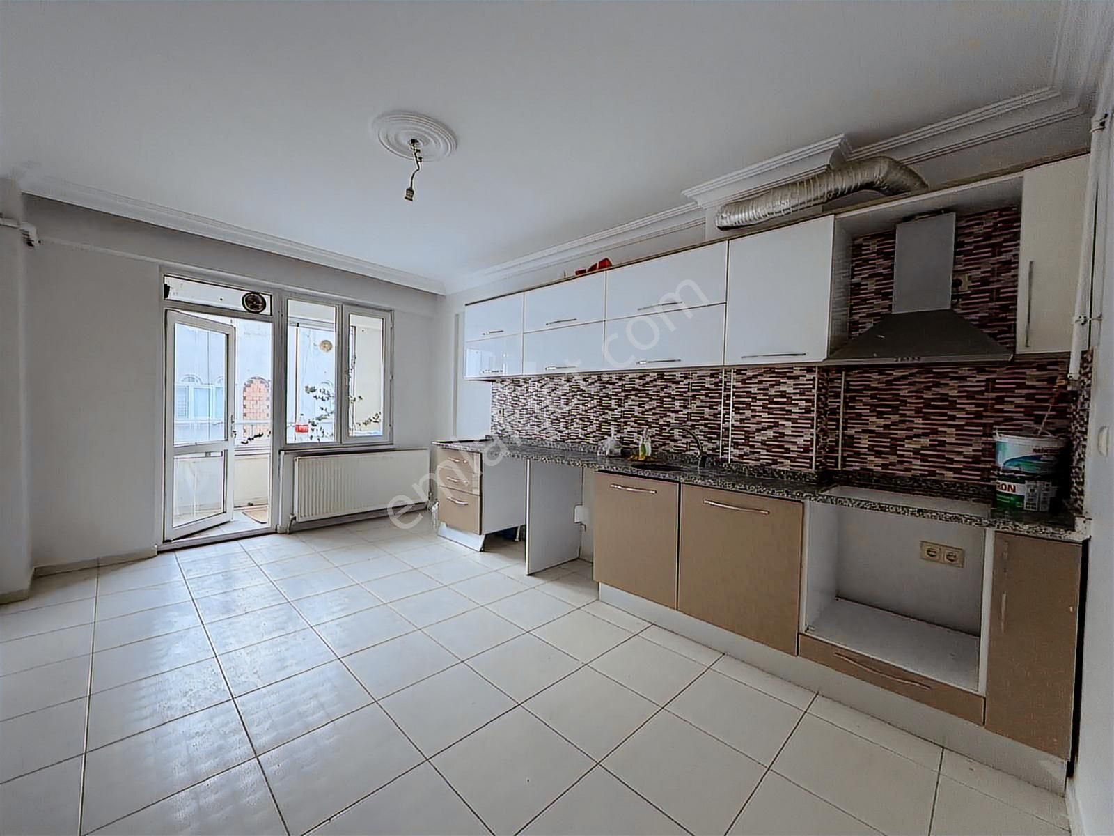 Oscar'dan Çamlıca'da Çok Geniş İki Balkonlu 2+1 Dubleks - Görsel 12