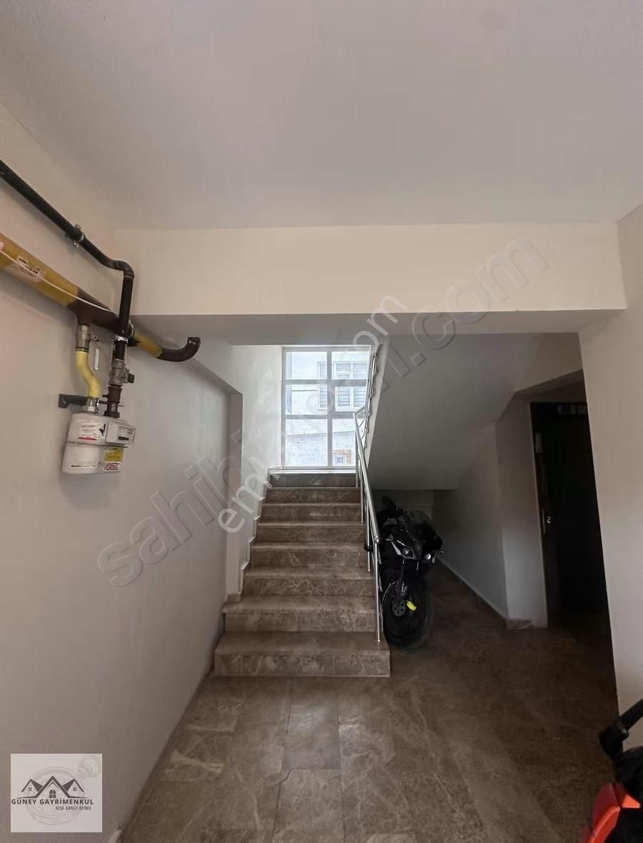 Güney'den Yerleşime Yakın Arakat Eşyasız Kiralık Daire - Görsel 12