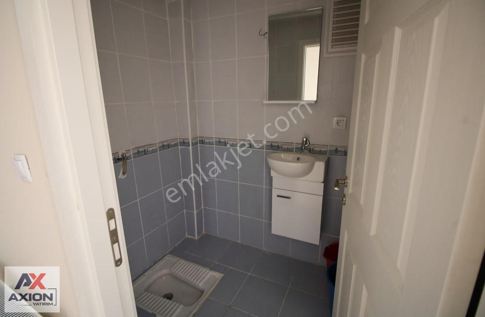 Bağlıcada Güvenlikli Sitede Ara Kat Geniş Satılık 3+1 Daire - Görsel 12