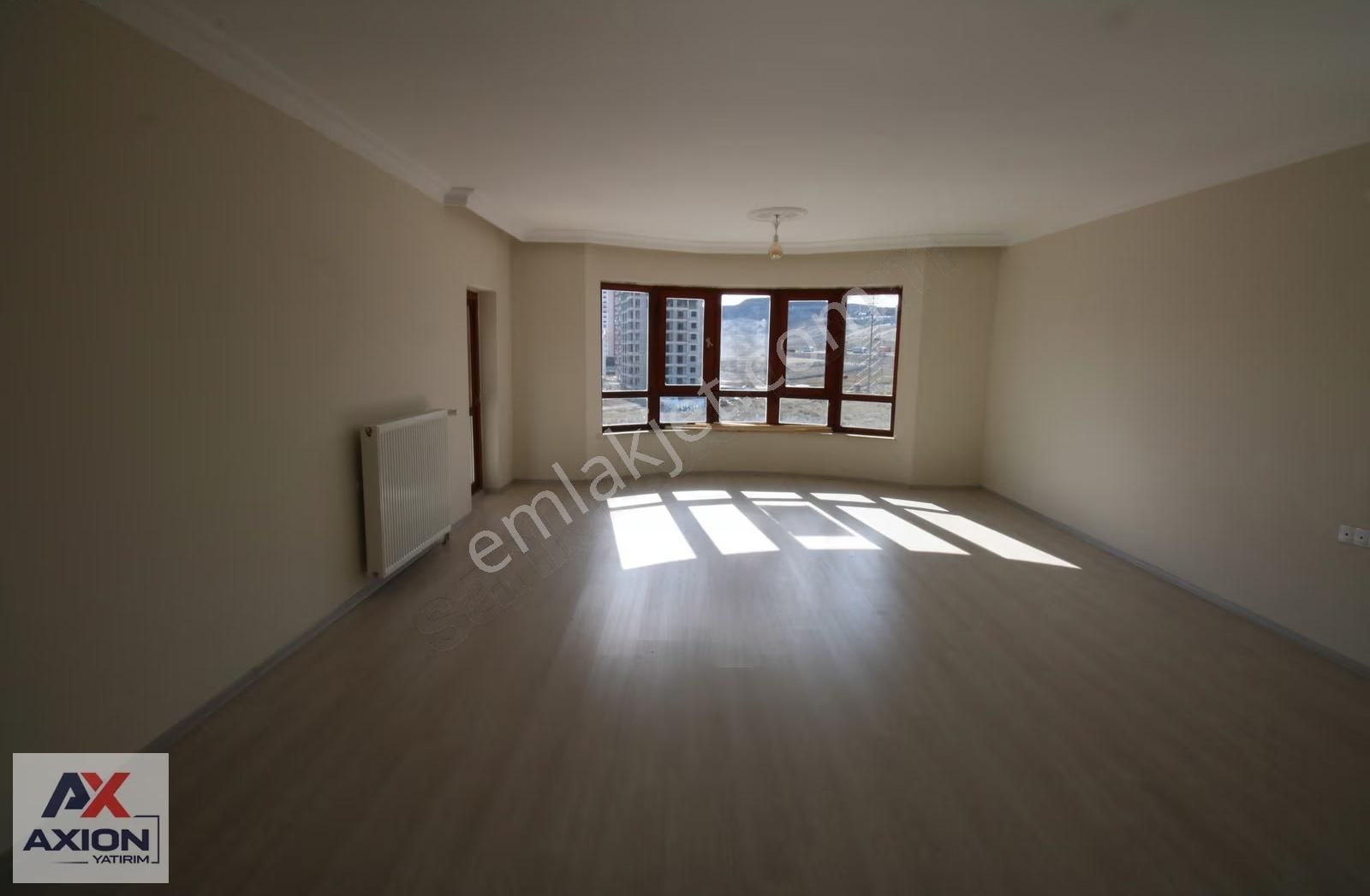 Bağlıcada Güvenlikli Sitede Ara Kat Geniş Satılık 3+1 Daire - Görsel 4