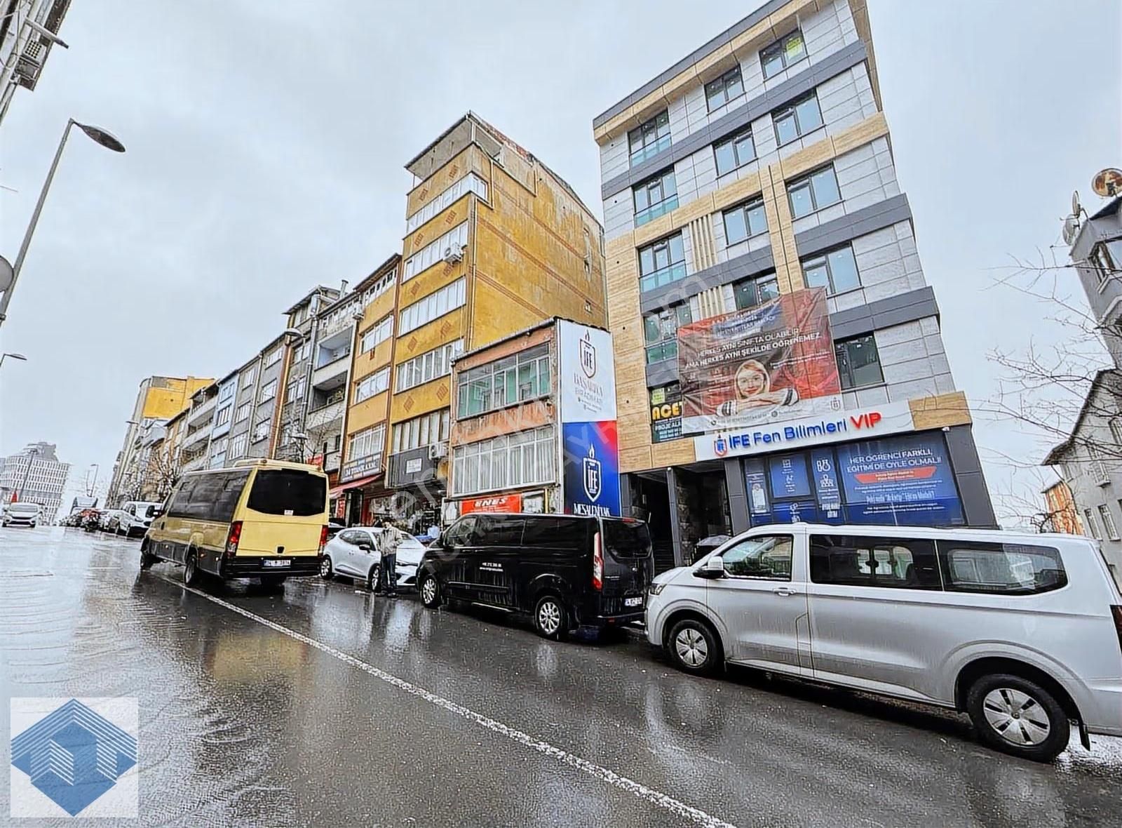 Talatpaşa Caddesi Üzerinde Yeni Binada Kiralık 1+1 Ofis Büro - Görsel 15