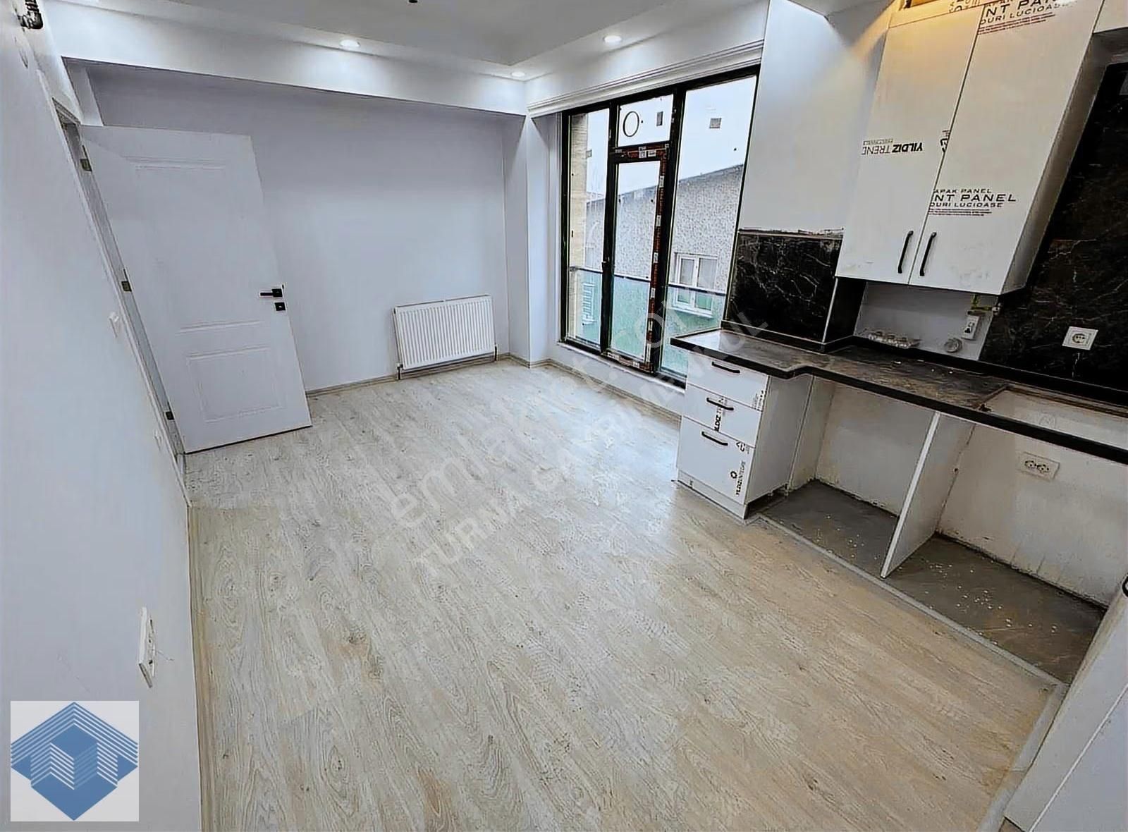 Talatpaşa Caddesi Üzerinde Yeni Binada Kiralık 1+1 Ofis Büro - Görsel 5