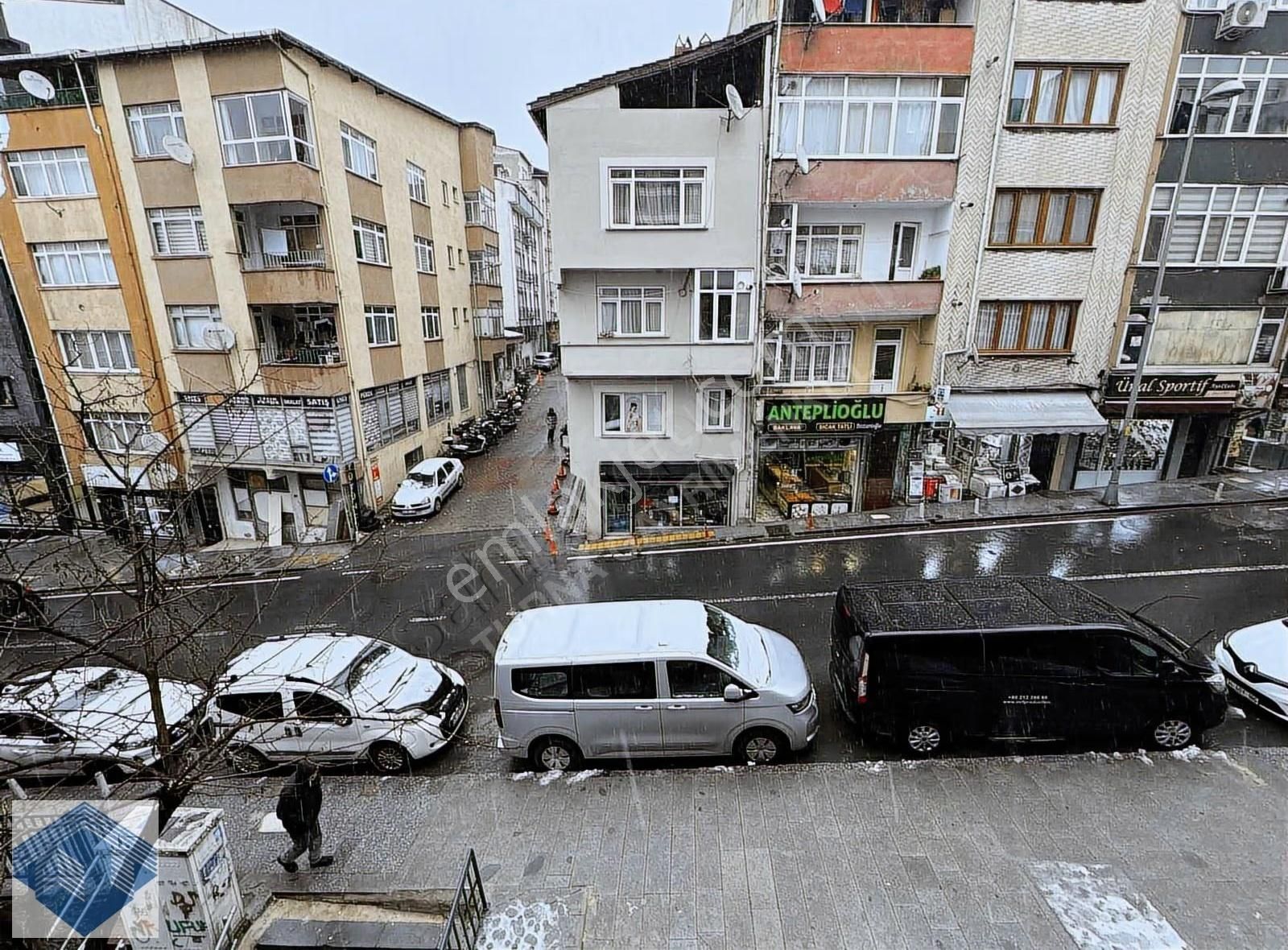 Talatpaşa Caddesi Üzerinde Yeni Binada Kiralık 1+1 Ofis Büro - Görsel 11