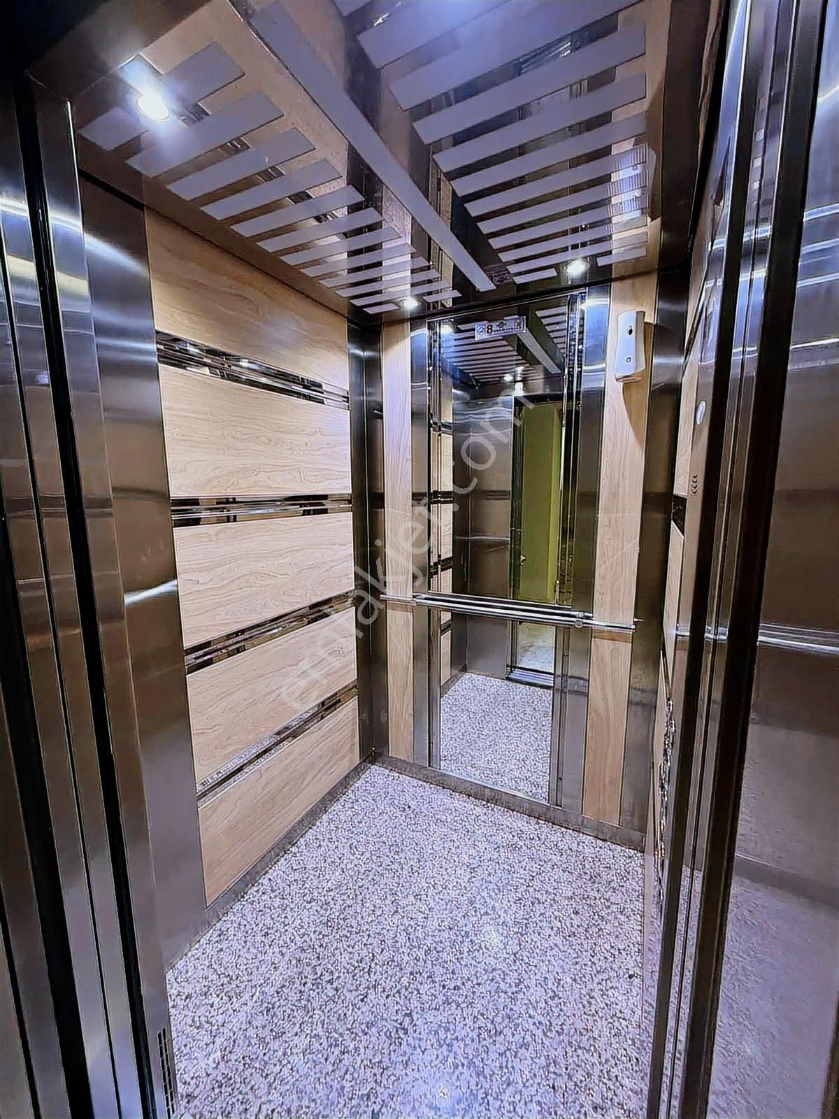 Karatay Akyıldız Sitesinde 2+1 Son Kat Lüks Daire - Görsel 2