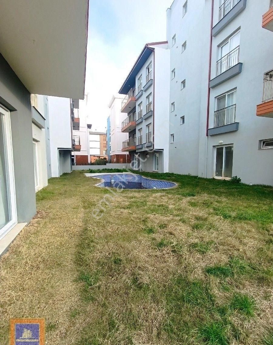 Bahçe Katı Sıfır Eşyalı Daire - Görsel 21