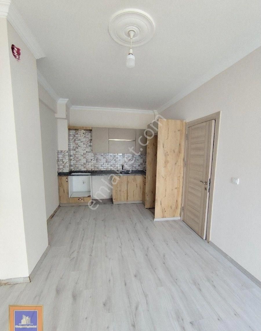 Pazarlıklı 3+1 Yeni Havuzlu Daire Satılık Geniş Balkonlu Kuşadası Davutlar - Görsel 4