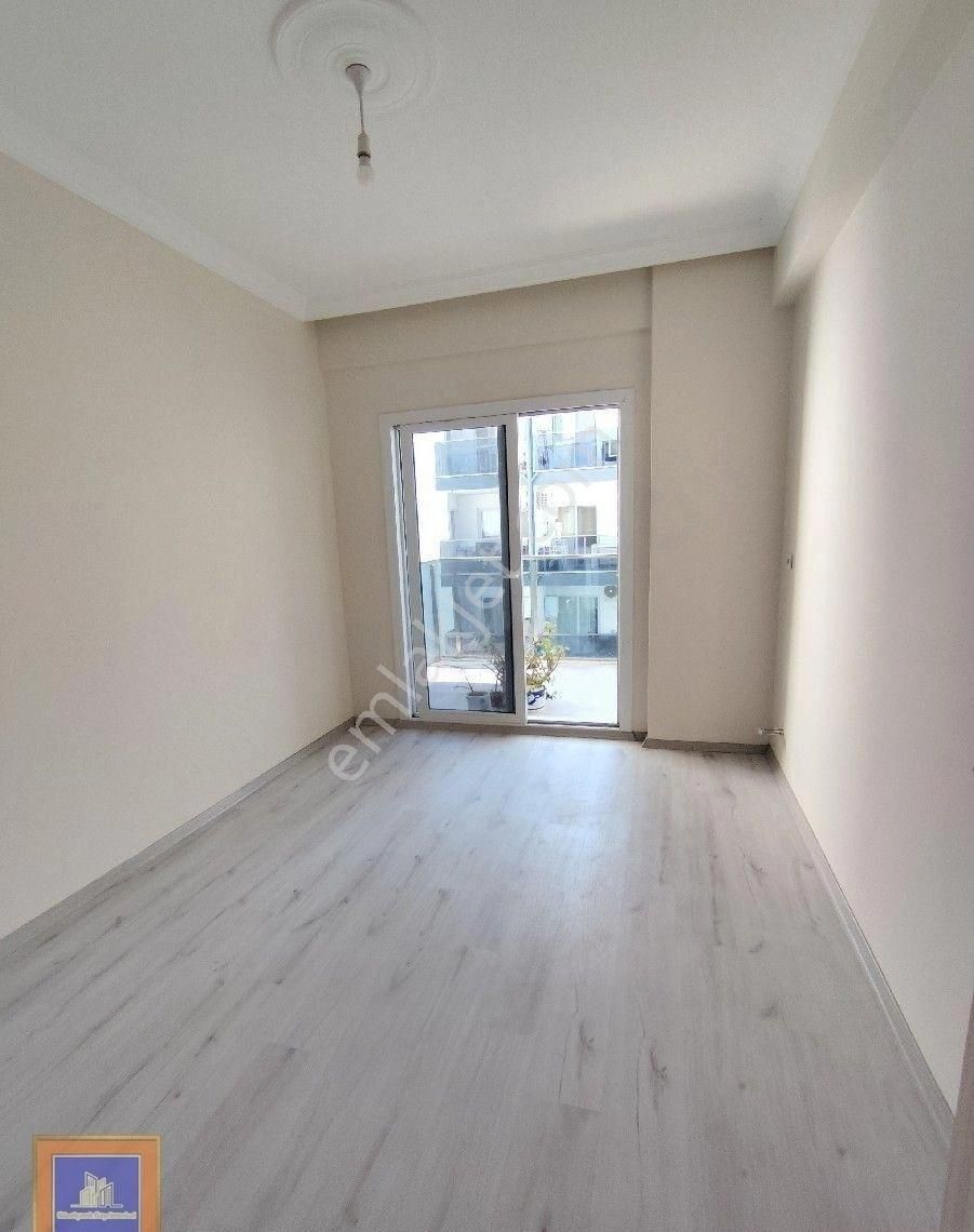 Pazarlıklı 3+1 Yeni Havuzlu Daire Satılık Geniş Balkonlu Kuşadası Davutlar - Görsel 2