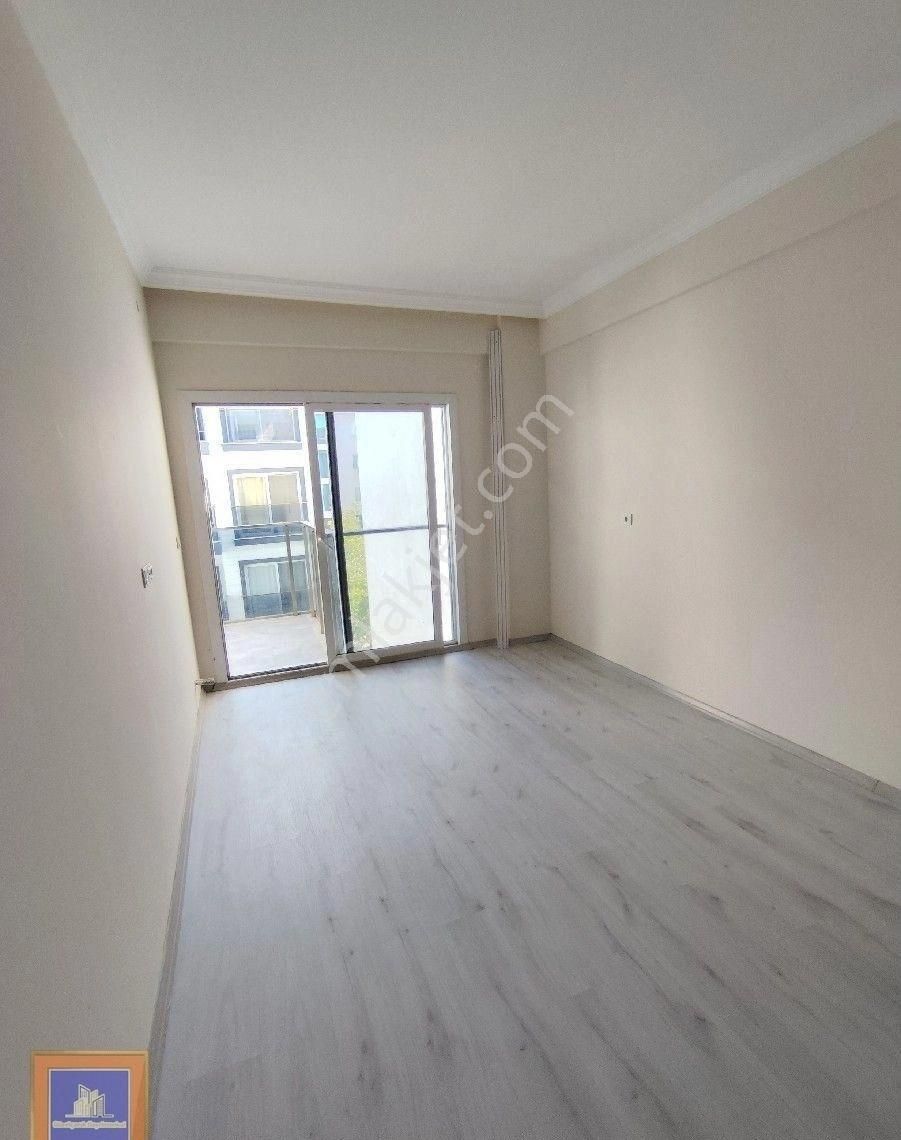 Pazarlıklı 3+1 Yeni Havuzlu Daire Satılık Geniş Balkonlu Kuşadası Davutlar - Görsel 6