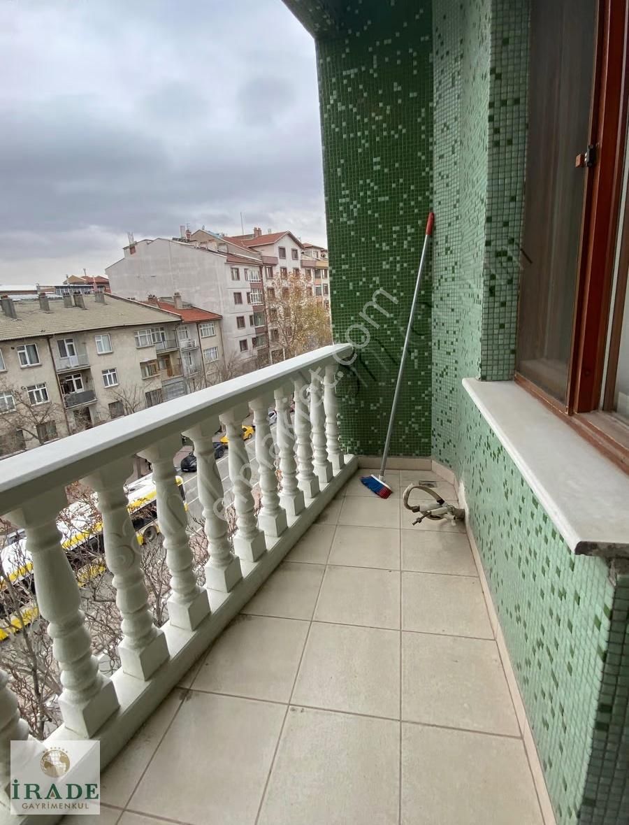 Akademi Hastanesi Karşısı Kiralık 3,5+1 Arakat Çok Geniş Daire - Görsel 9