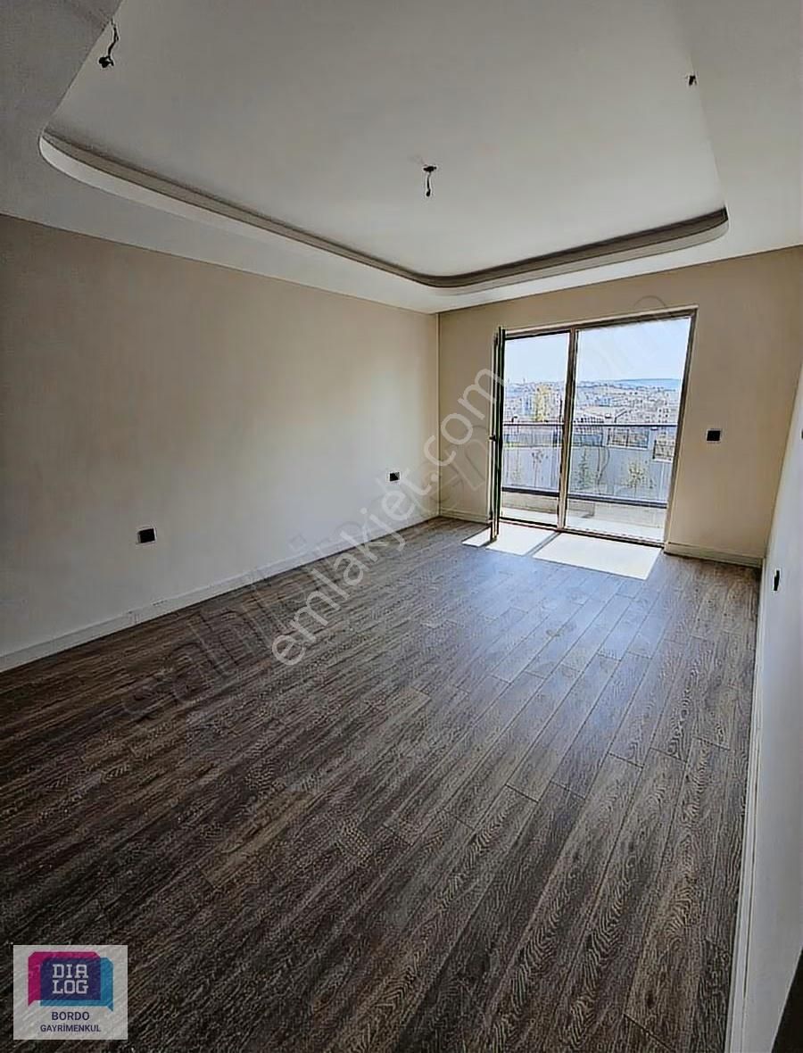 Bordo Modern'de 236 M2 4+1 Daıre - Görsel 3