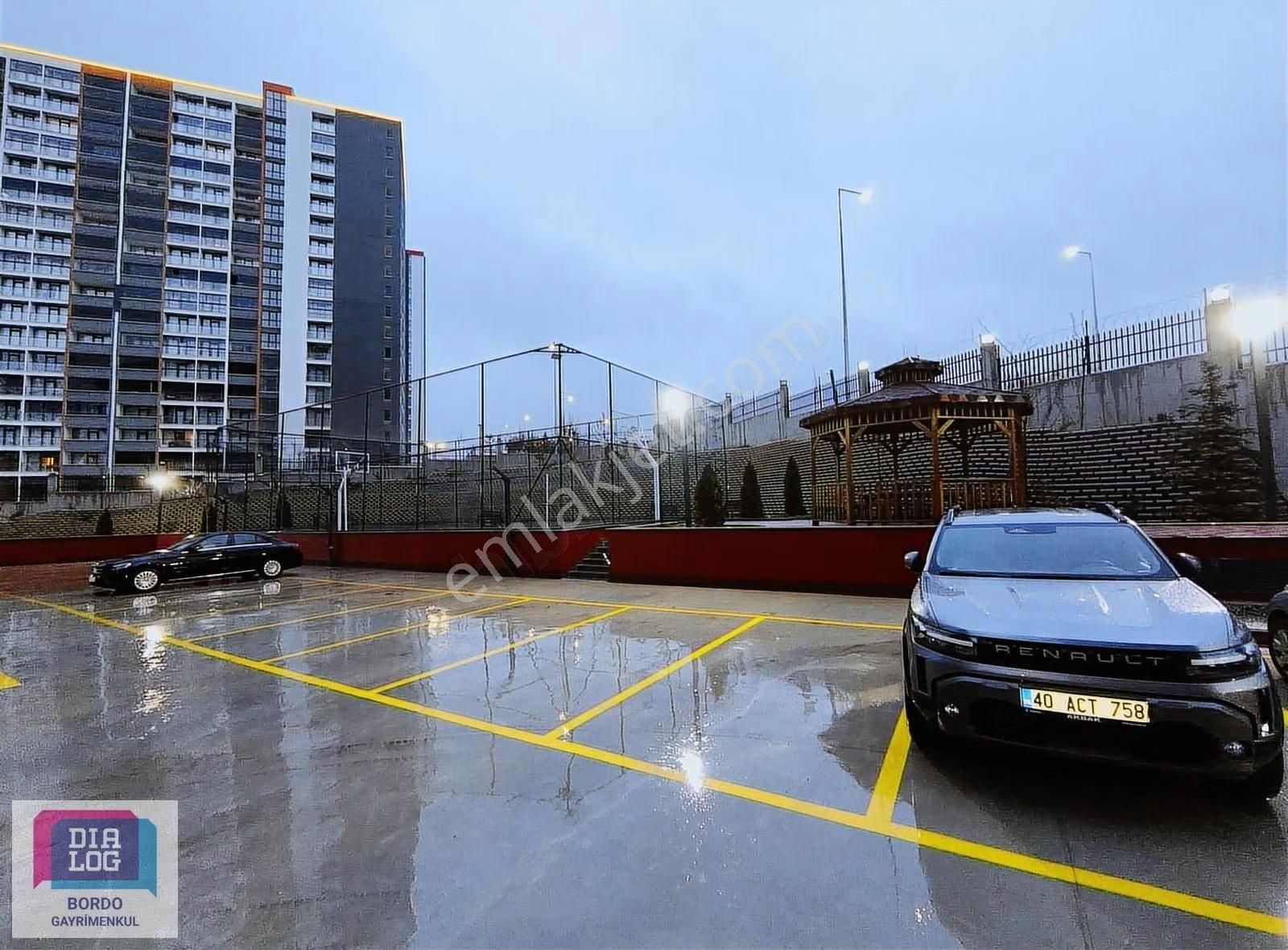 Bordo Modernde 7/24 Güv. Sitede 4,5+1 Boş Kiralık Daire