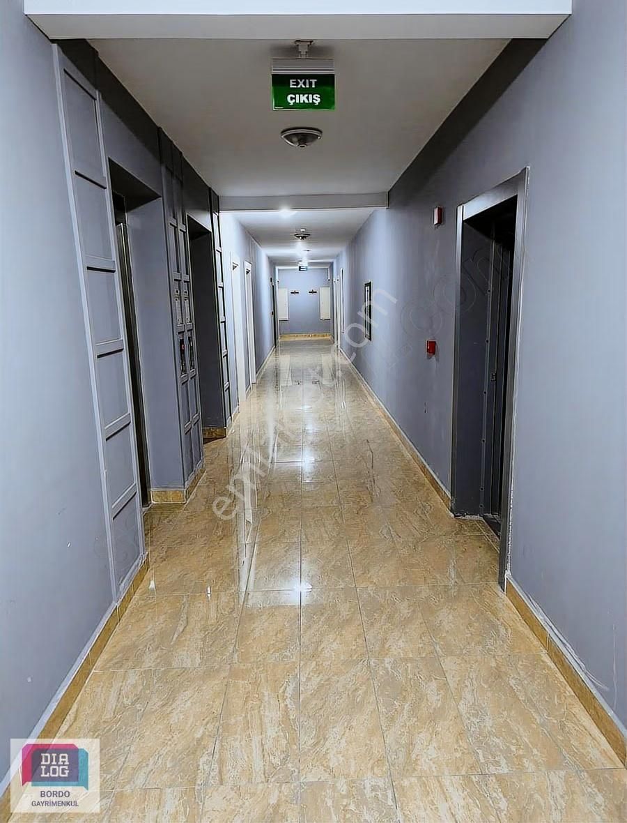 Bordo Modernde 7/24 Güv. Sitede 4,5+1 Boş Kiralık Daire - Görsel 19
