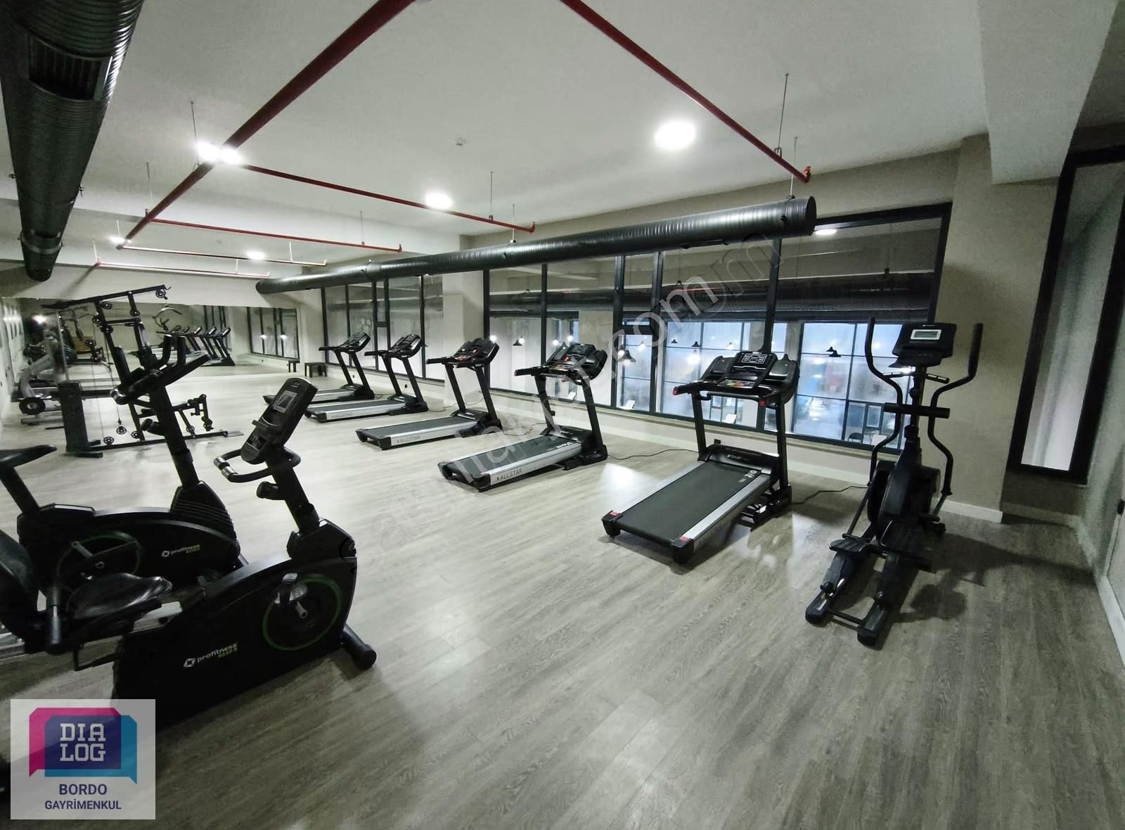 Bordo Modernde 7/24 Güv. Sitede 4,5+1 Boş Kiralık Daire - Görsel 16