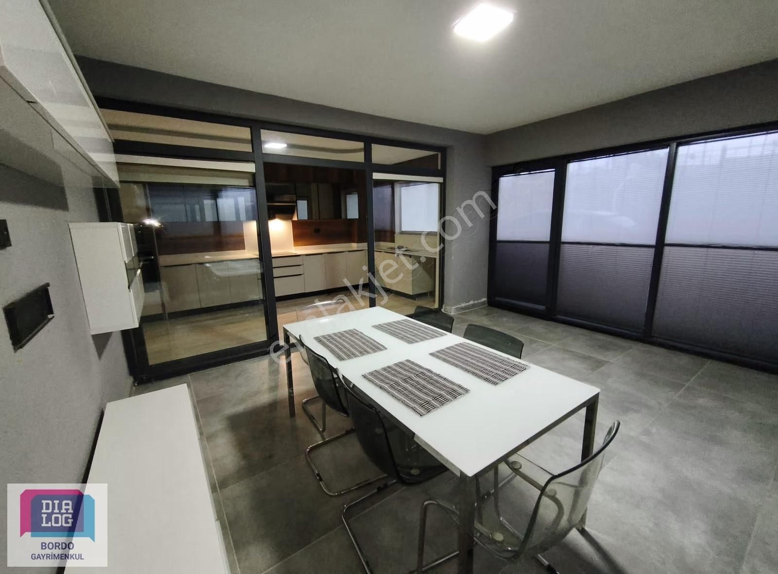 Bordo Modernde 7/24 Güv. Sitede 4,5+1 Boş Kiralık Daire - Görsel 18