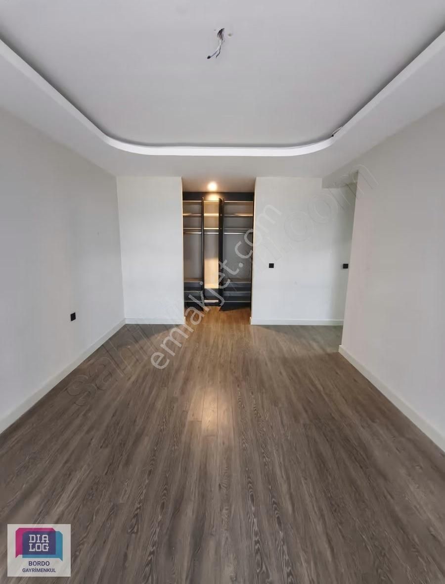 Bordo Modernde 7/24 Güv. Sitede 4,5+1 Boş Kiralık Daire - Görsel 2