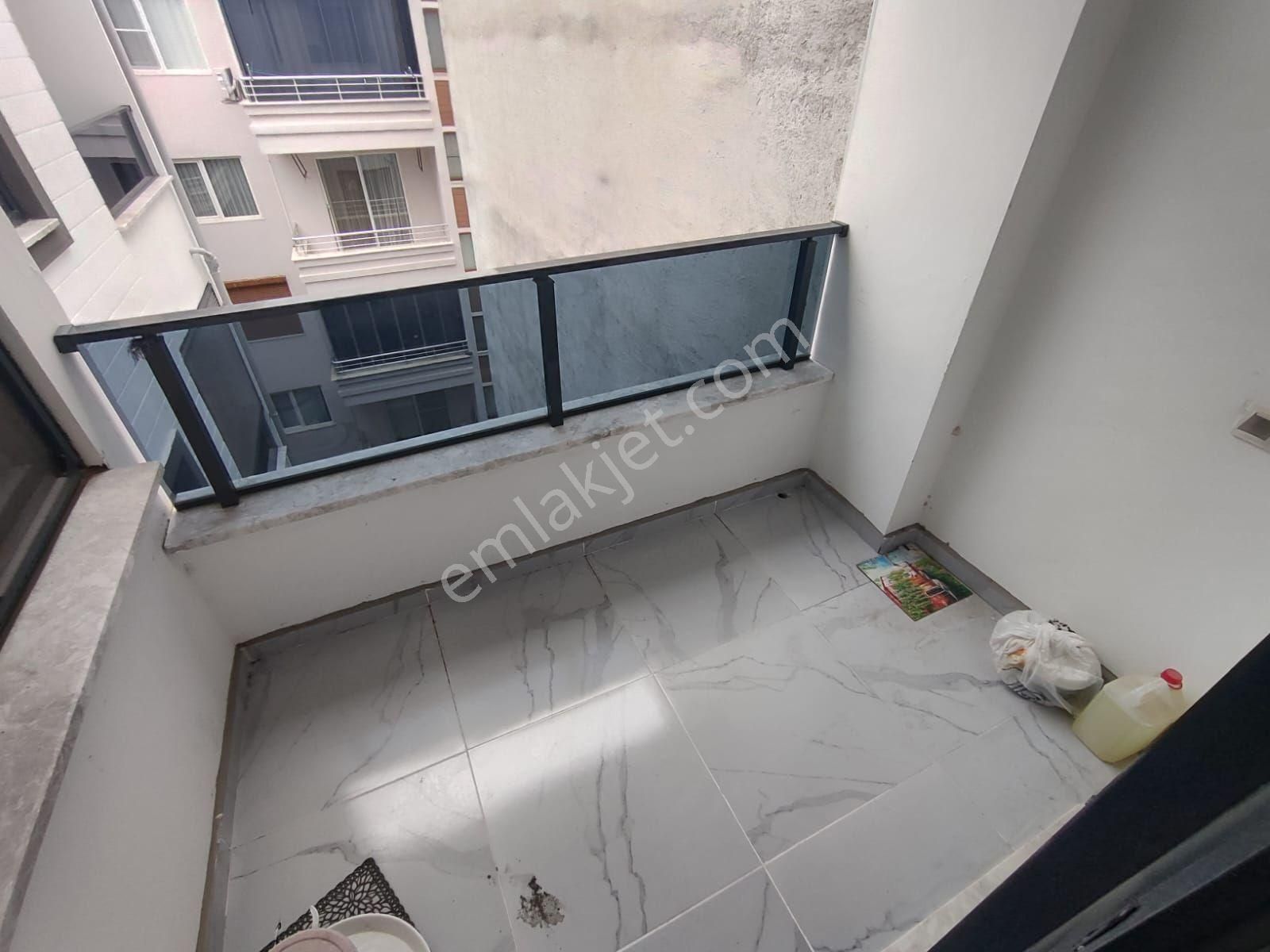 Okedremit Cumhuriyet Mahallesinde Pazartesi Pazarına Yakın Muhteşem Lokasyonda Satılık - Görsel 32