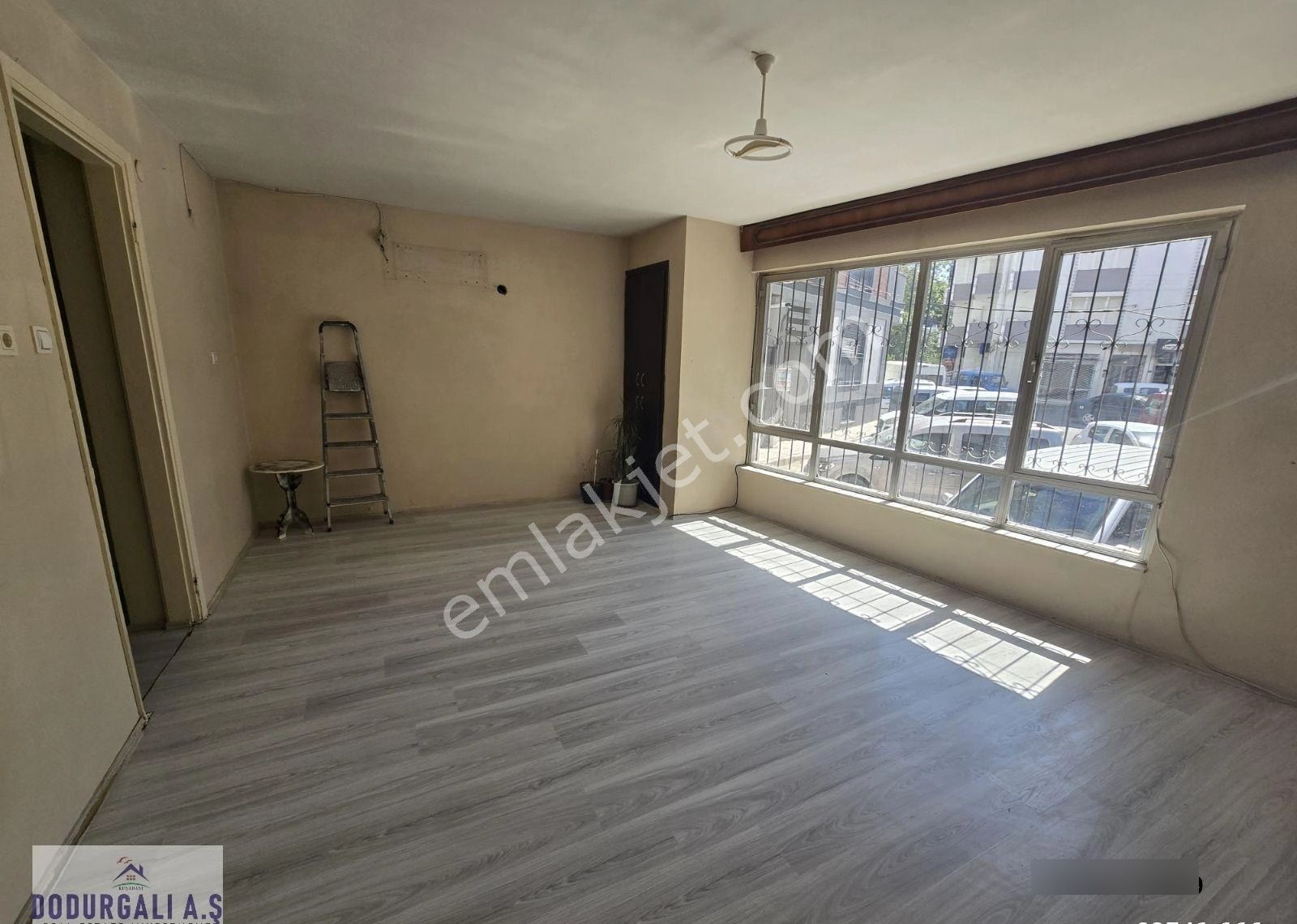 Söke Merkezde Kiralık 3+1 Daire - Görsel 17