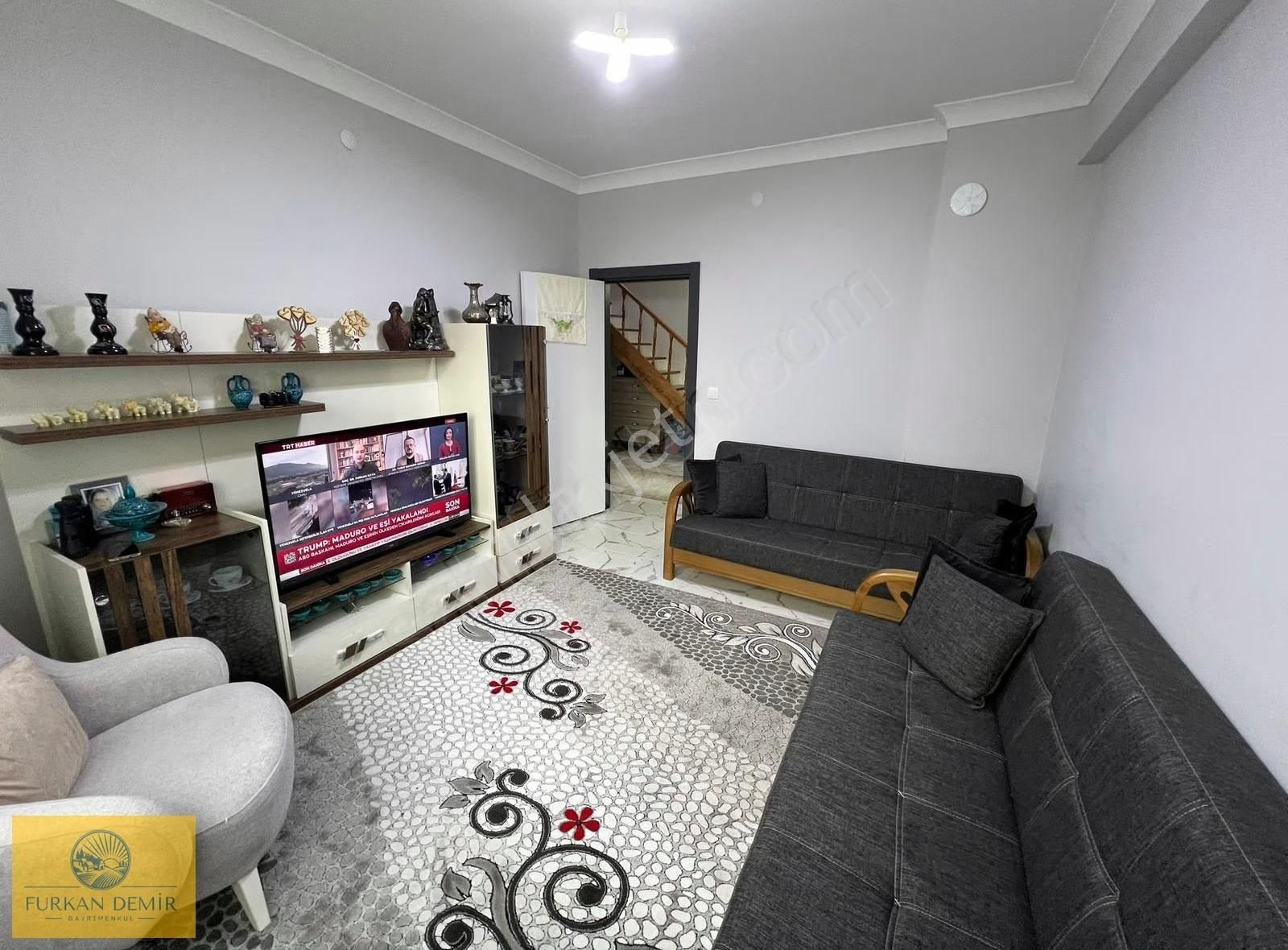 Furkan Demir'den Altınova Kaytazdere'de 4+1 Satılık Çatı Dubleks - Görsel 2