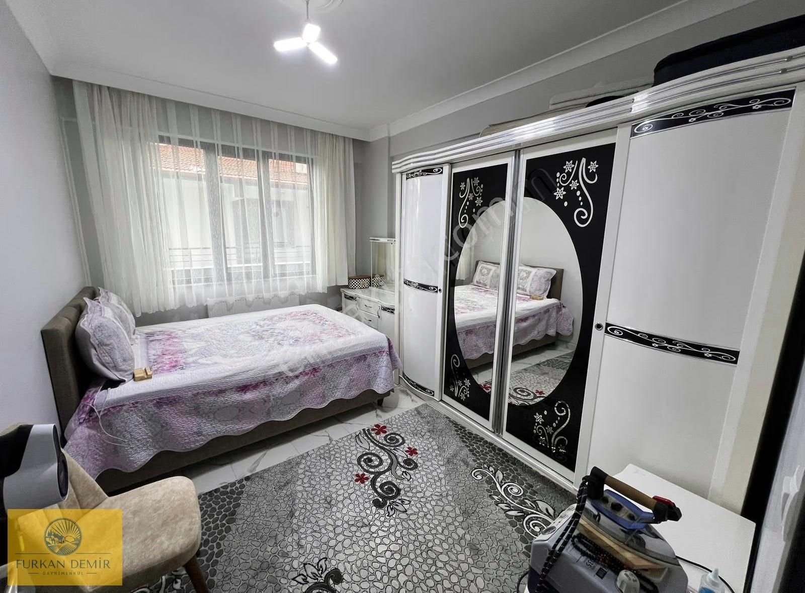 Furkan Demir'den Altınova Kaytazdere'de 4+1 Satılık Çatı Dubleks - Görsel 4