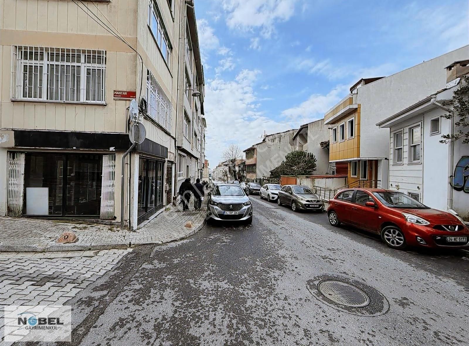 Bahçeli Düz Giriş Satılık Metroya Yakın 2+1 Daire Üsküdar - Görsel 8