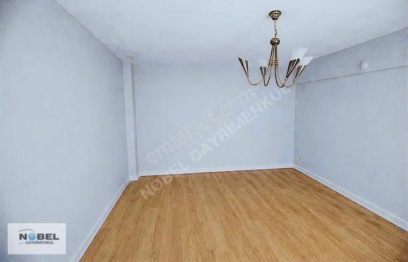 Satılık 3+1 Çift Cepheli Daire Üsküdar - Görsel 7