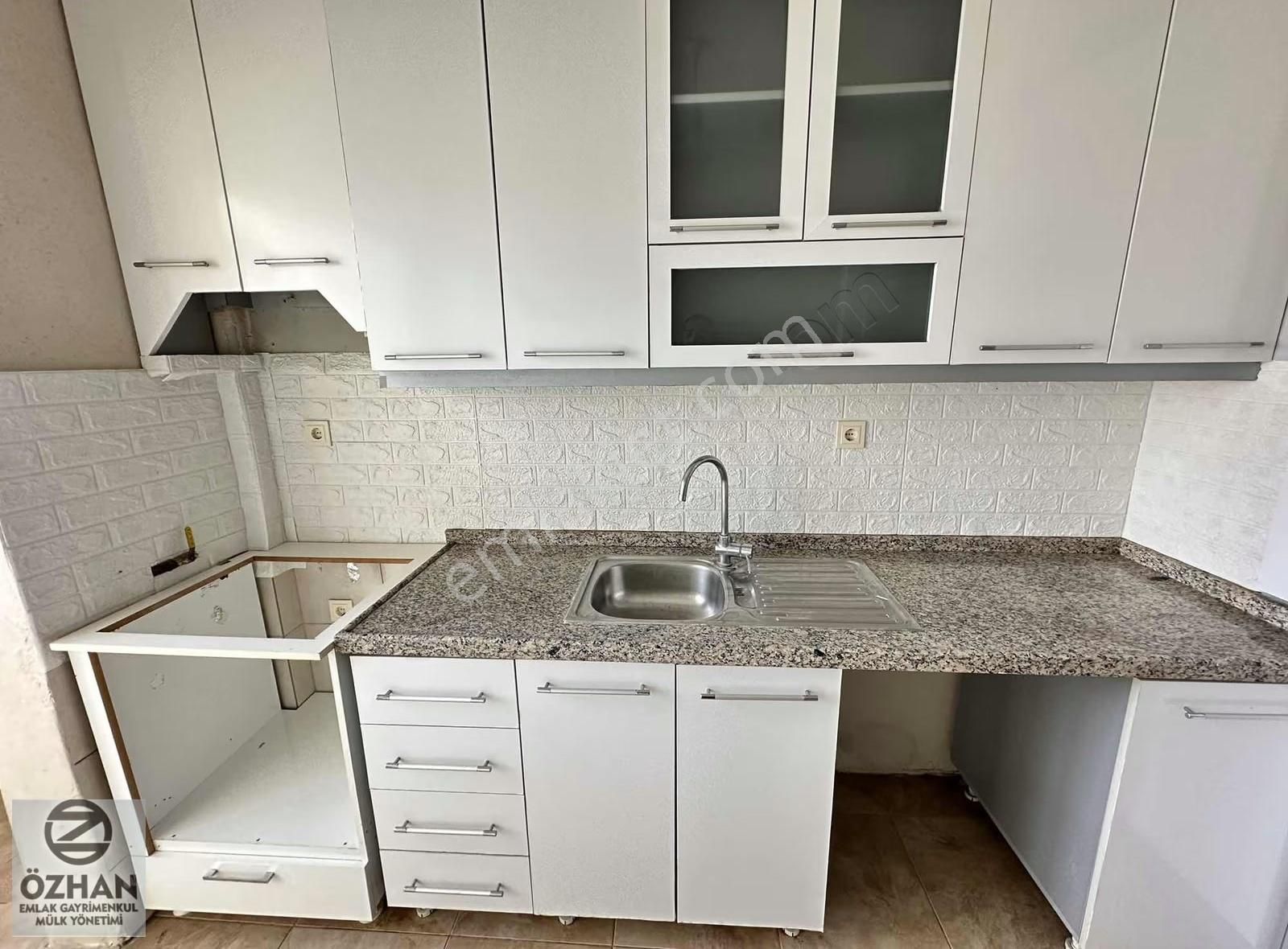 Özhan Emlaktan Balkan Mh'de Ayrı Mutfaklı Aileye Uygun 2+1 - Görsel 2