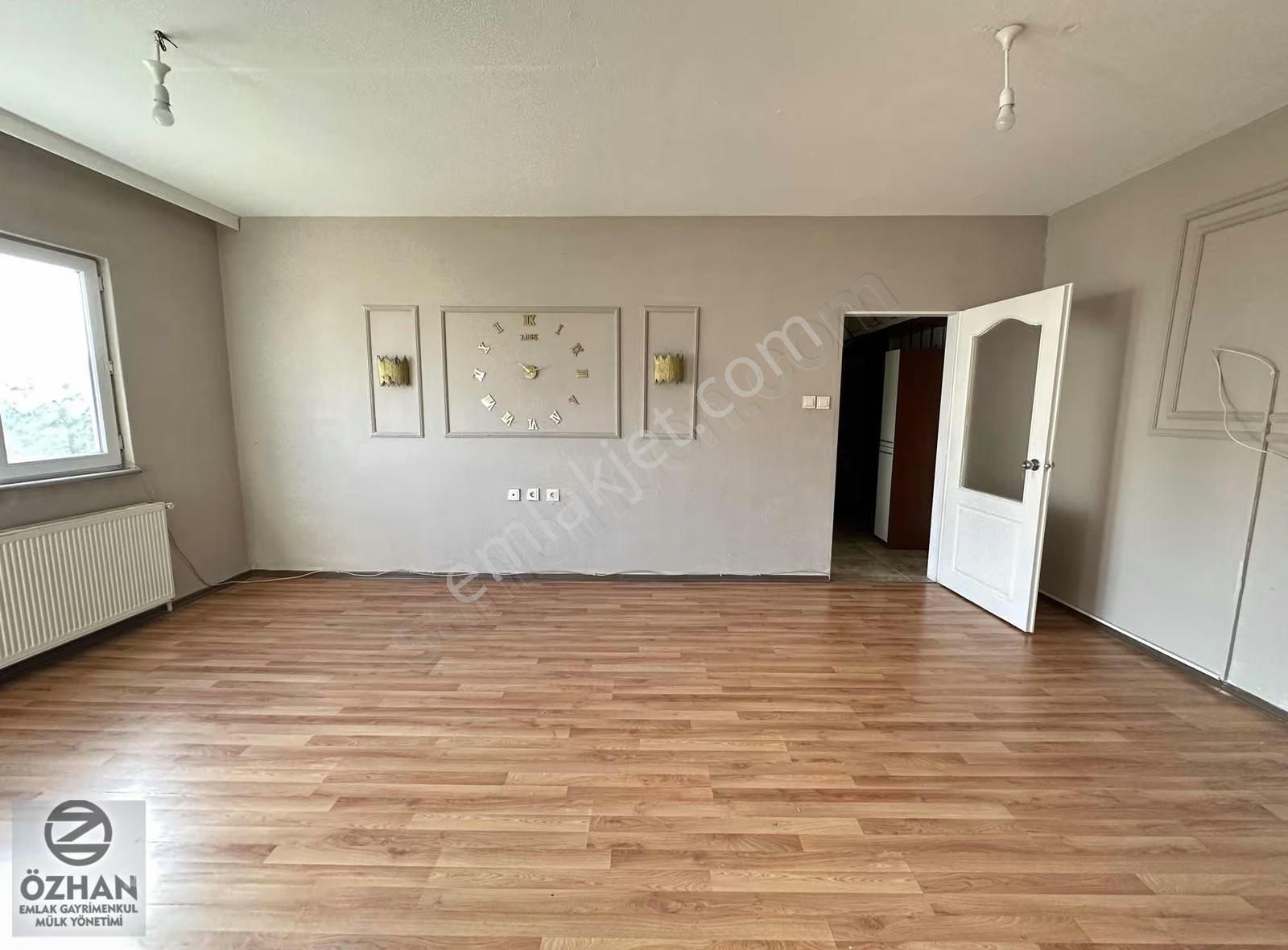 Özhan Emlaktan Balkan Mh'de Ayrı Mutfaklı Aileye Uygun 2+1 - Görsel 25