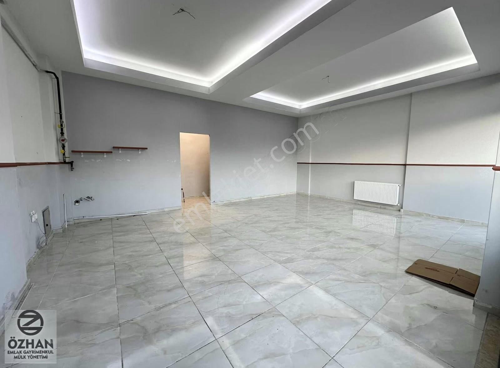 Özhan Emlaktan Balkan Mh'de İşlek Cad.üzeri Kiralık Dükkan - Görsel 6