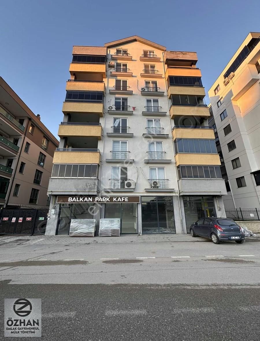 Özhan Emlaktan Balkan Mh'de İşlek Cad.üzeri Kiralık Dükkan - Görsel 3