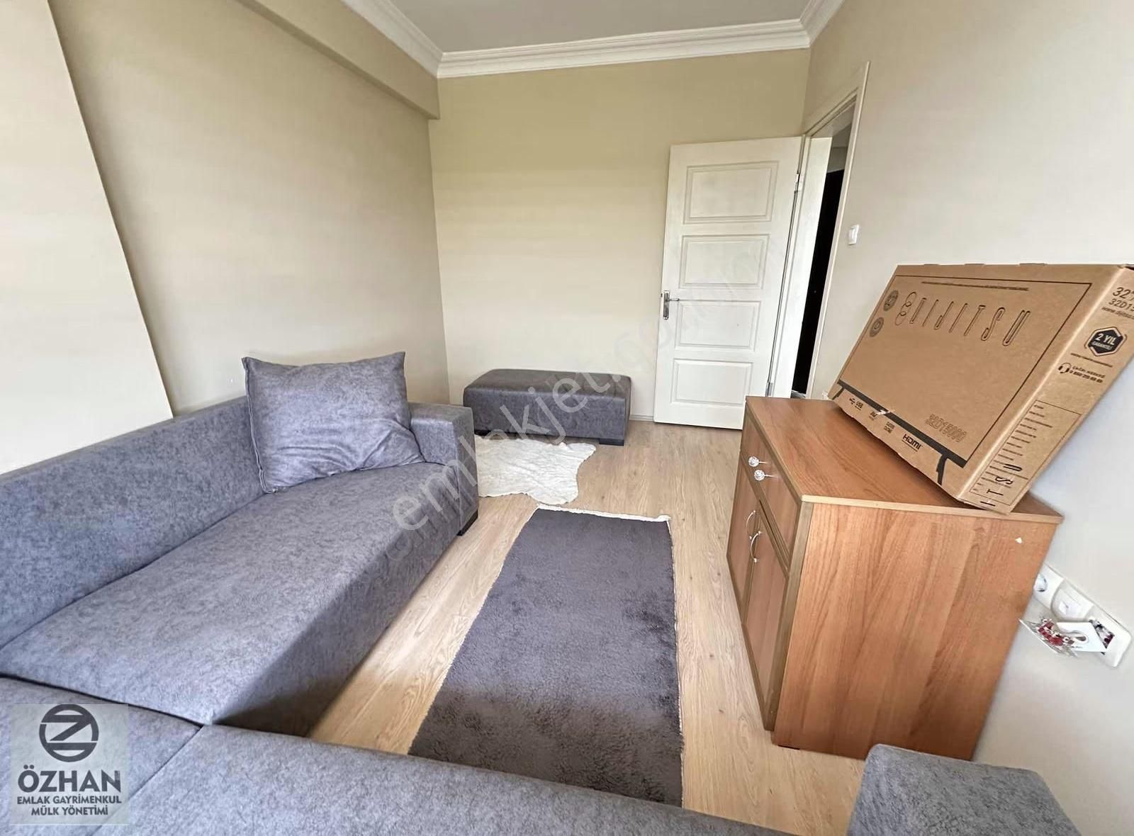 Özhan Emlaktan Site İçerisinde,manzaralı,arakat,eşyalı 2+0 - Görsel 5