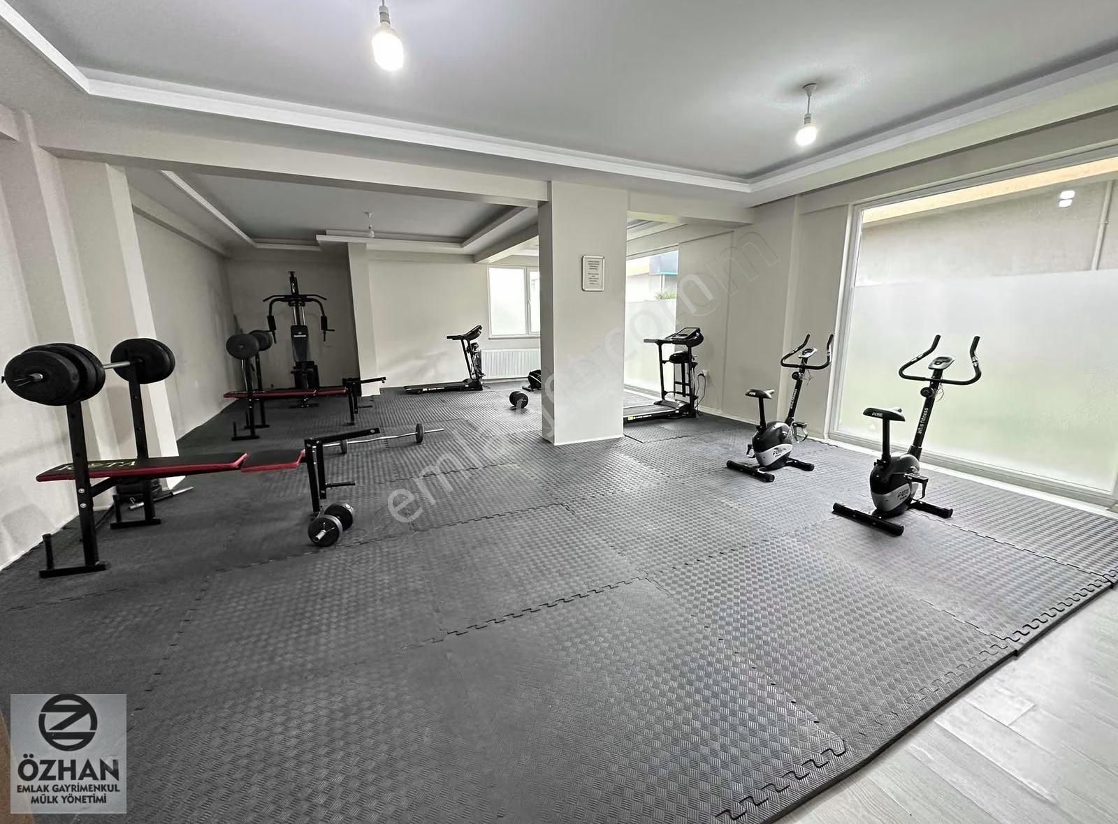 Özhan Emlaktan Bulvarda,havuzlu,spor Salonlu,arakat 3+1 - Görsel 21
