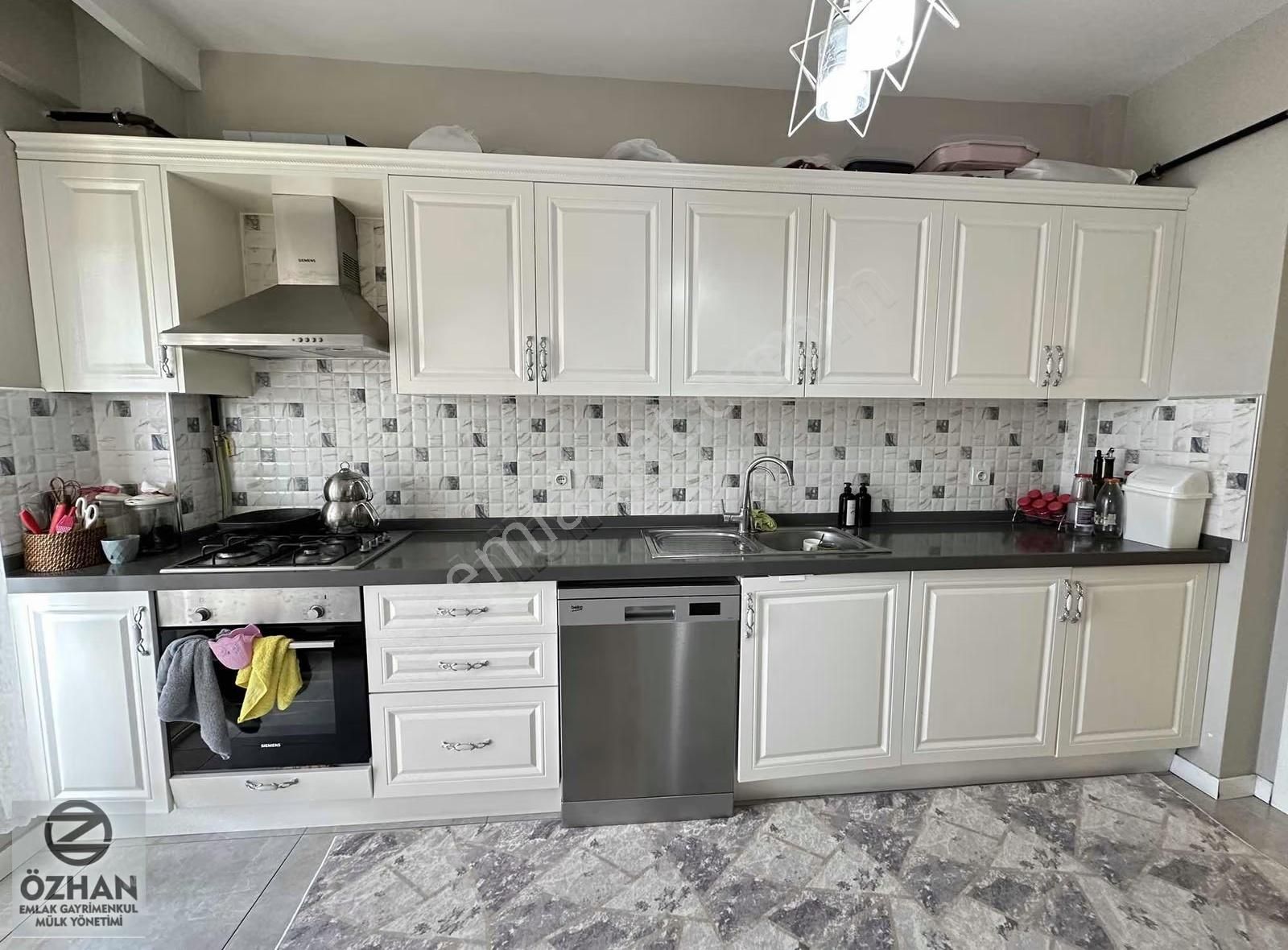 Özhan Emlaktan Bulvarda,havuzlu,spor Salonlu,arakat 3+1 - Görsel 3