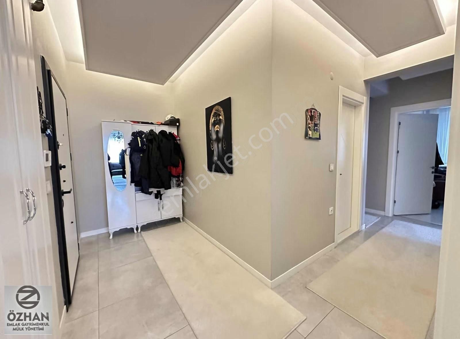 Özhan Emlaktan Bulvarda,havuzlu,spor Salonlu,arakat 3+1 - Görsel 7