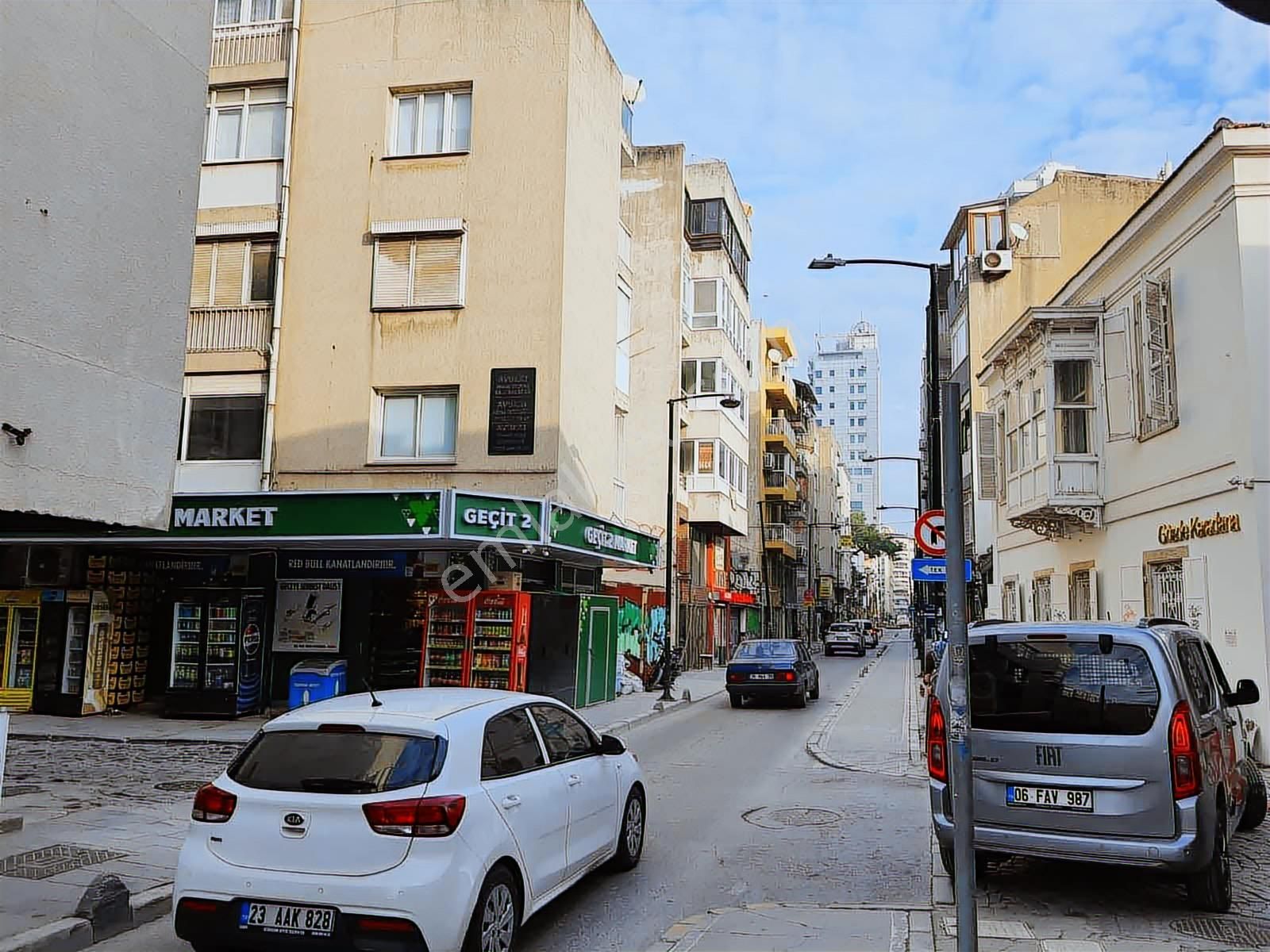 Alsancak Vapur İskelesi Yakını Kiralık Daire - Görsel 22