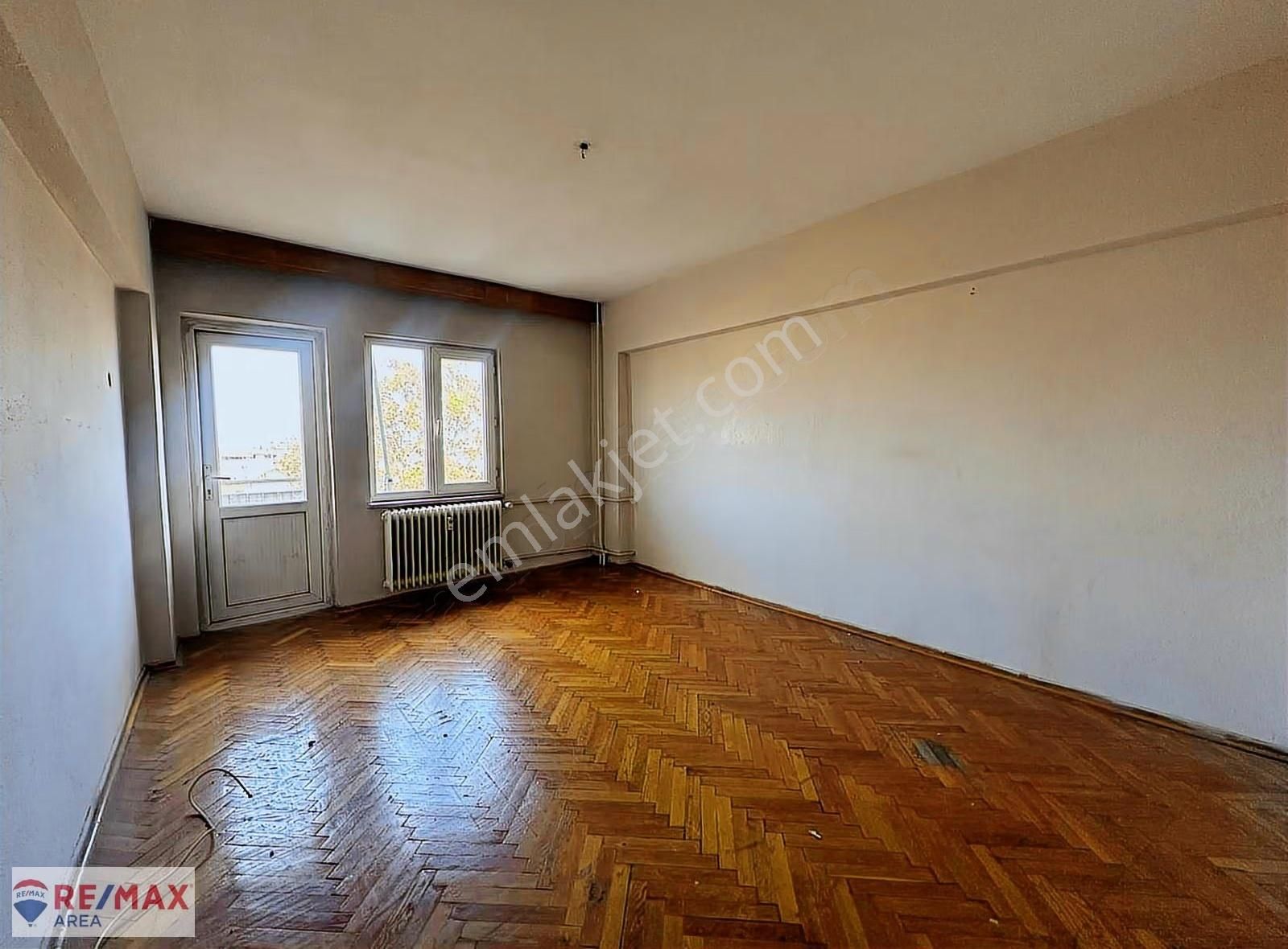 Remax Area Dan Nilüfer Beşevler Cad. 3+1 Kiralık Daire - Görsel 2