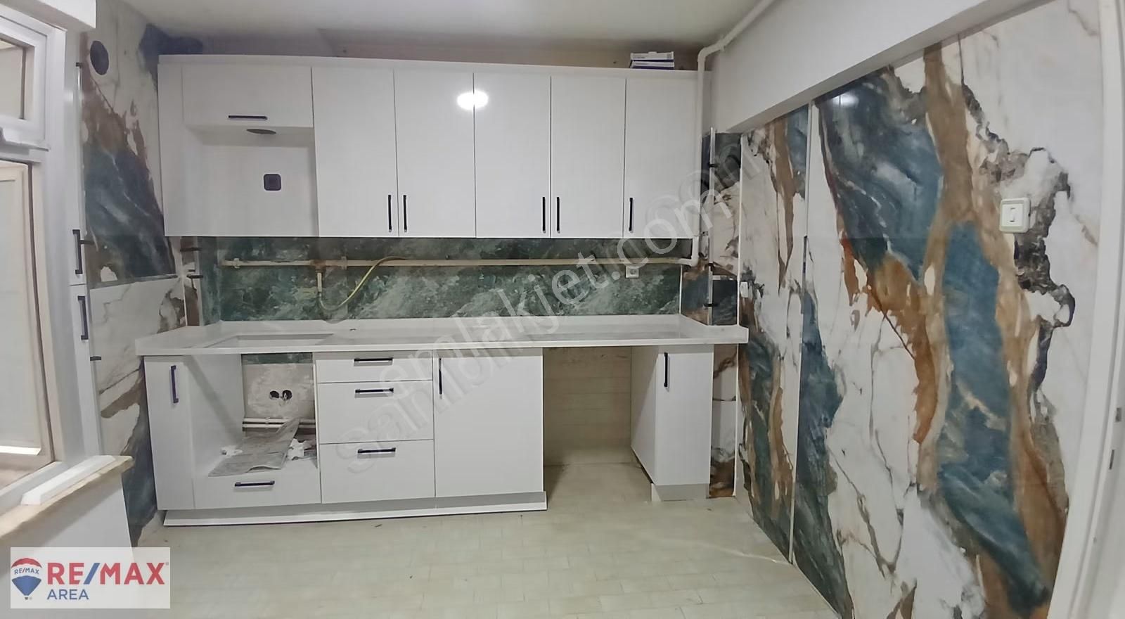 Remax Area Dan Nilüfer Beşevler Cad. 3+1 Kiralık Daire - Görsel 6