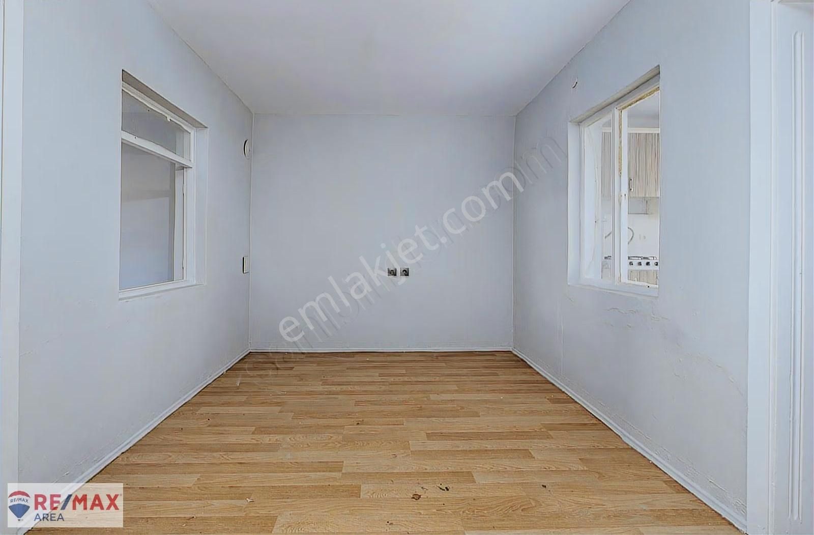 Remax Area Dan Osmagazi Namık Kemal Mah Satılık Müstakil Bina - Görsel 16