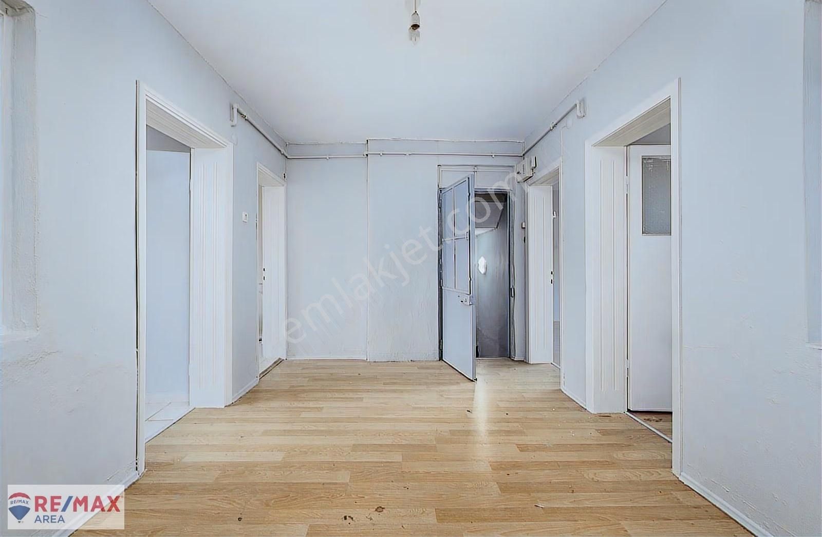 Remax Area Dan Osmagazi Namık Kemal Mah Satılık Müstakil Bina - Görsel 13