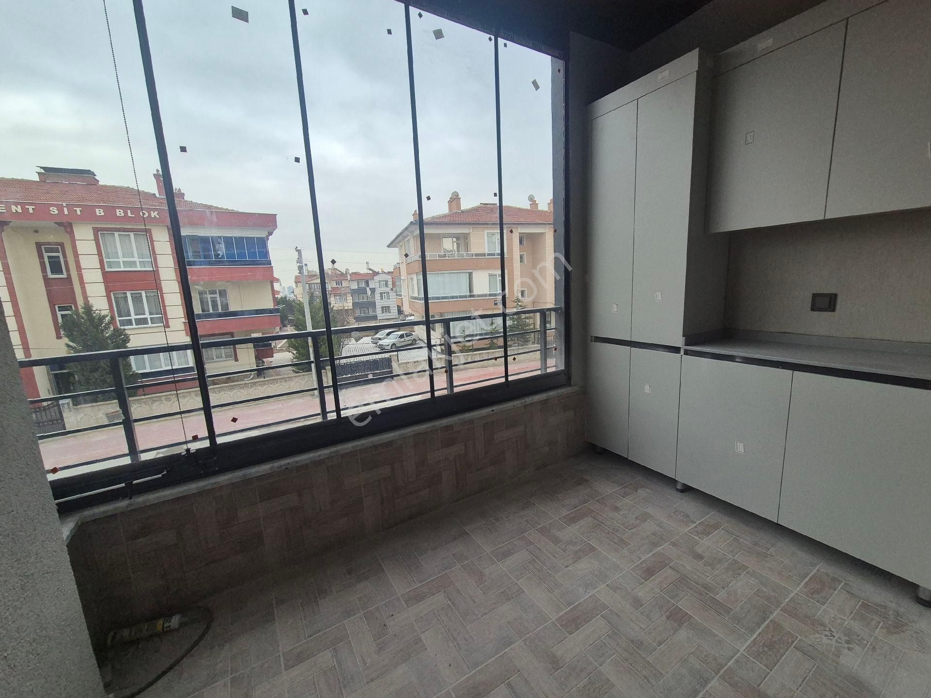 Orhan Gazi Den2+1 Sıfır Eminevim Fuzulevime Krediye Uygun Kapalı Otoparklı Site İçi Daireler - Görsel 19