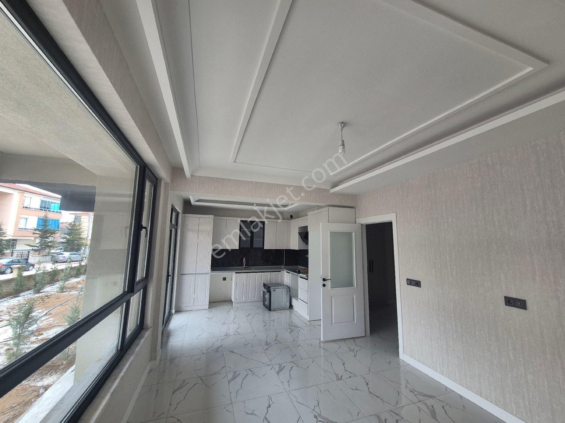 Orhan Gazi Den2+1 Sıfır Eminevim Fuzulevime Krediye Uygun Kapalı Otoparklı Site İçi Daireler - Görsel 2