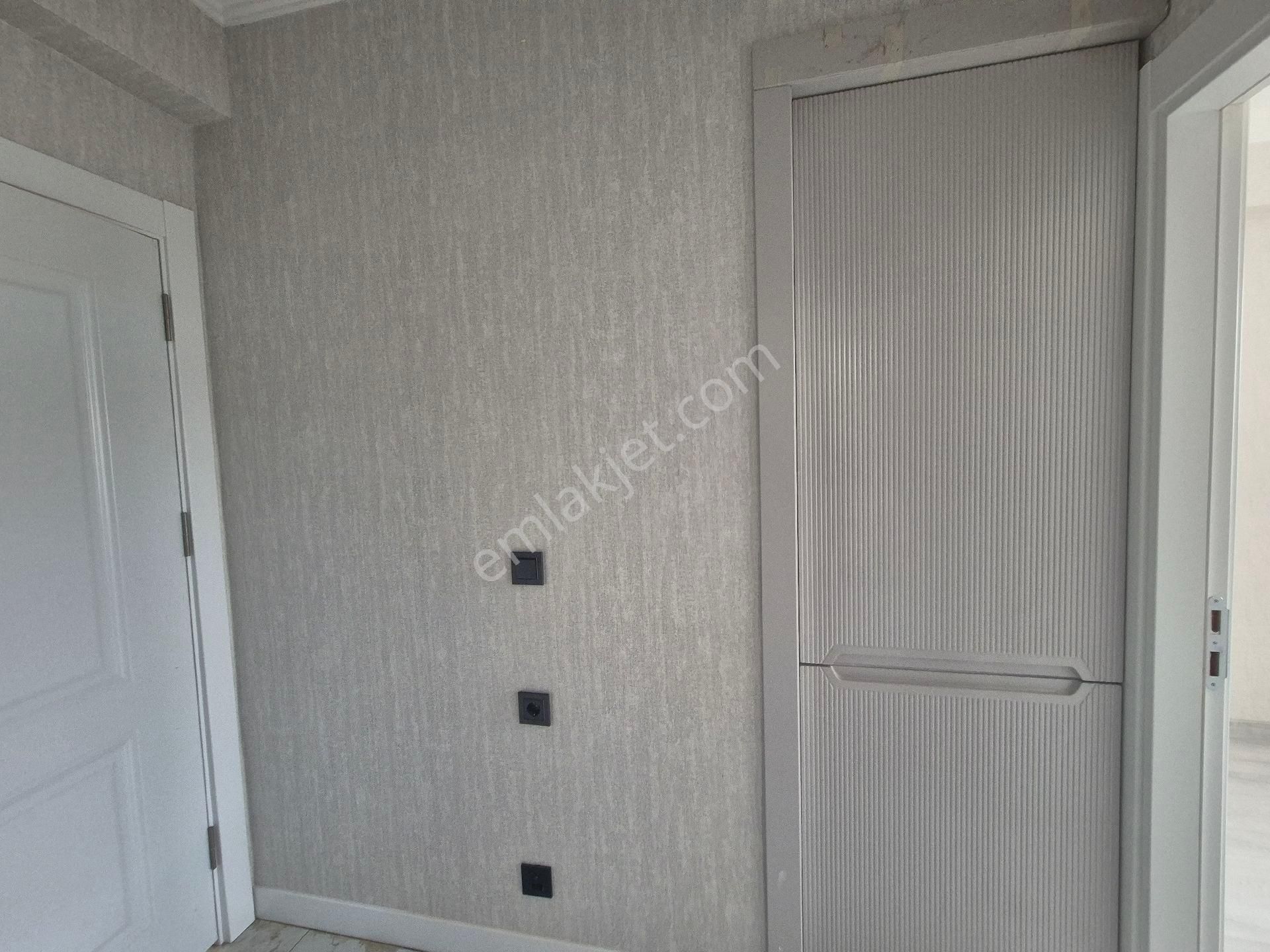 Orhan Gazi Den2+1 Sıfır Eminevim Fuzulevime Krediye Uygun Kapalı Otoparklı Site İçi Daireler - Görsel 13