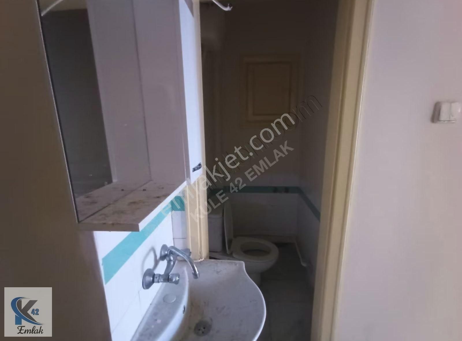 A101 Sokagı 3 Katlinin 3 Kati Teraslı Daire Dogalgazlı - Görsel 11
