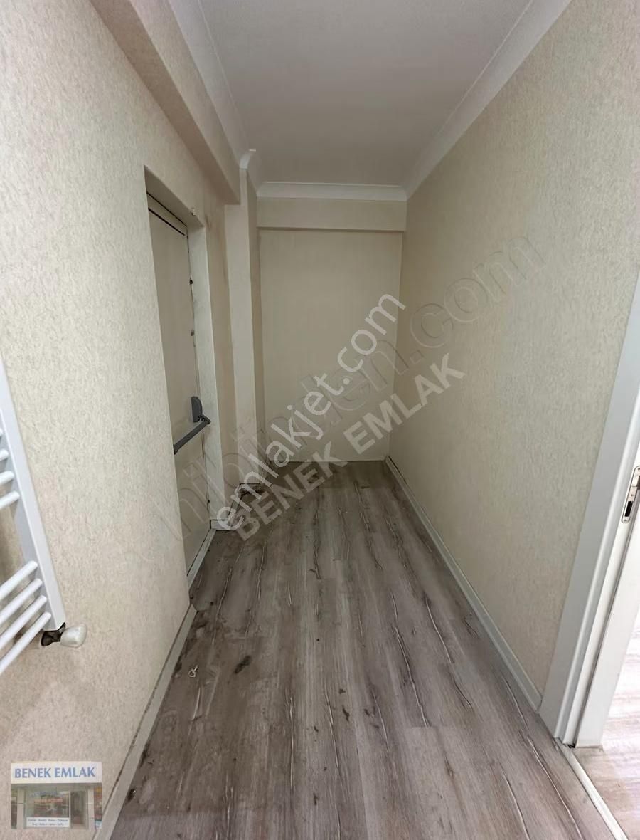 Benek Emlak Basın Sitesi Yanı 4+1 Lüks Daire - Görsel 2