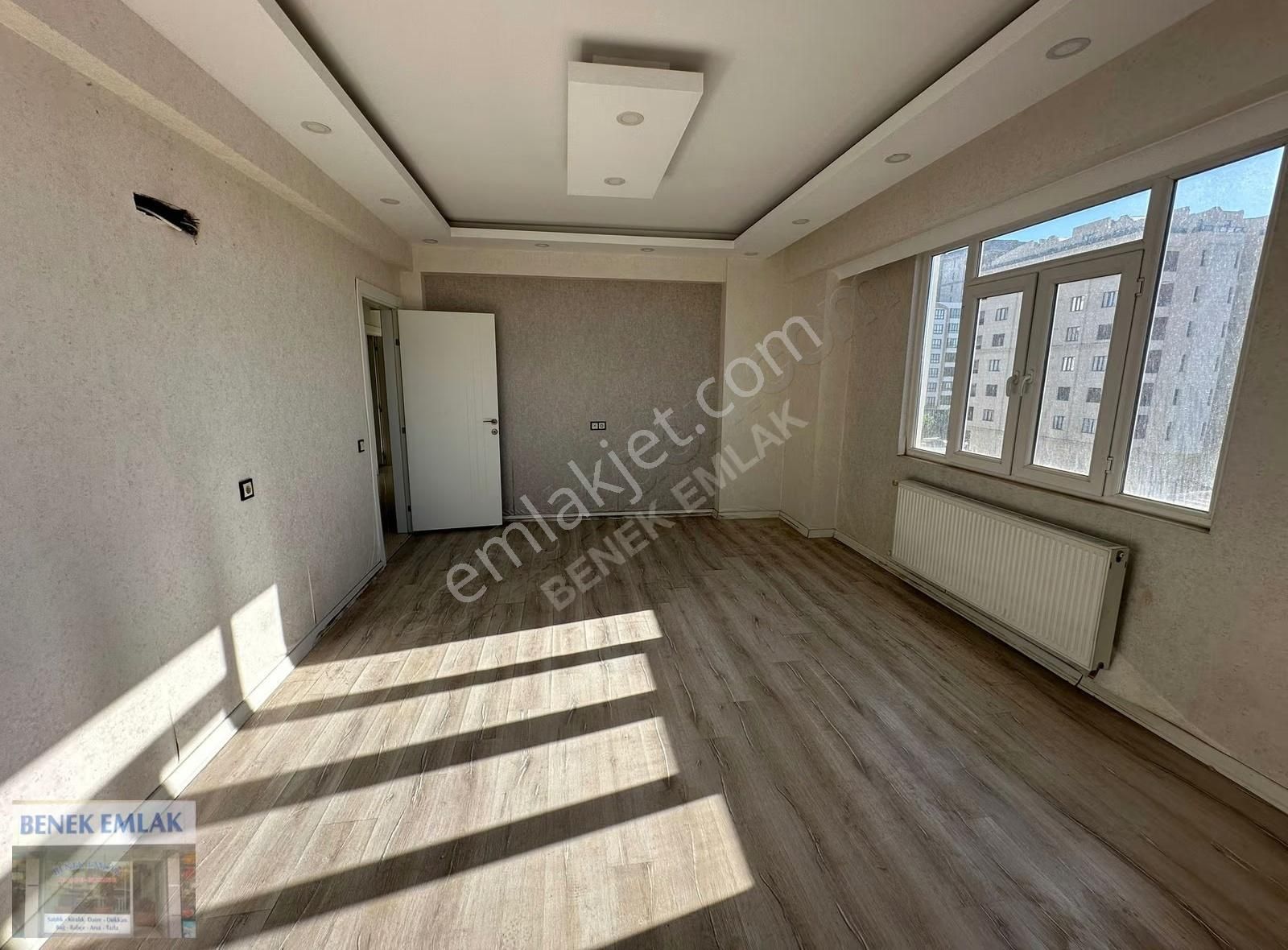 Benek Emlak Basın Sitesi Yanı 4+1 Lüks Daire - Görsel 7