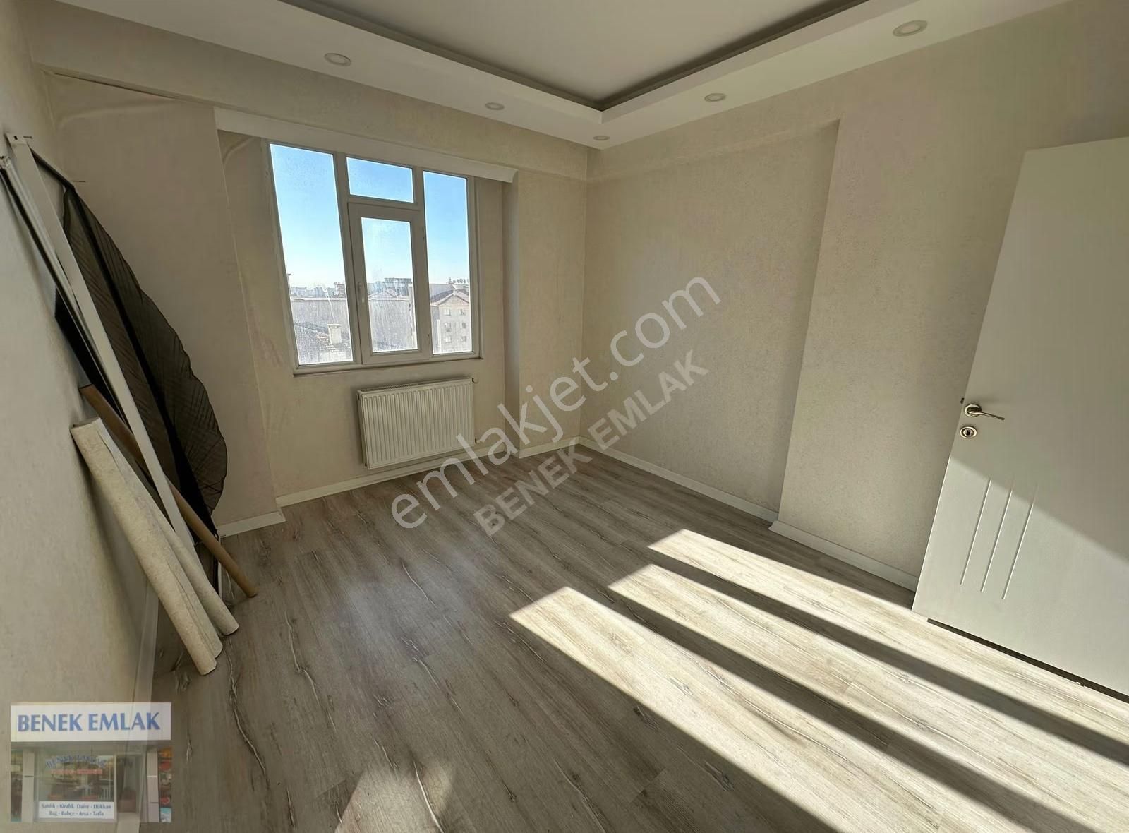 Benek Emlak Basın Sitesi Yanı 4+1 Lüks Daire - Görsel 5