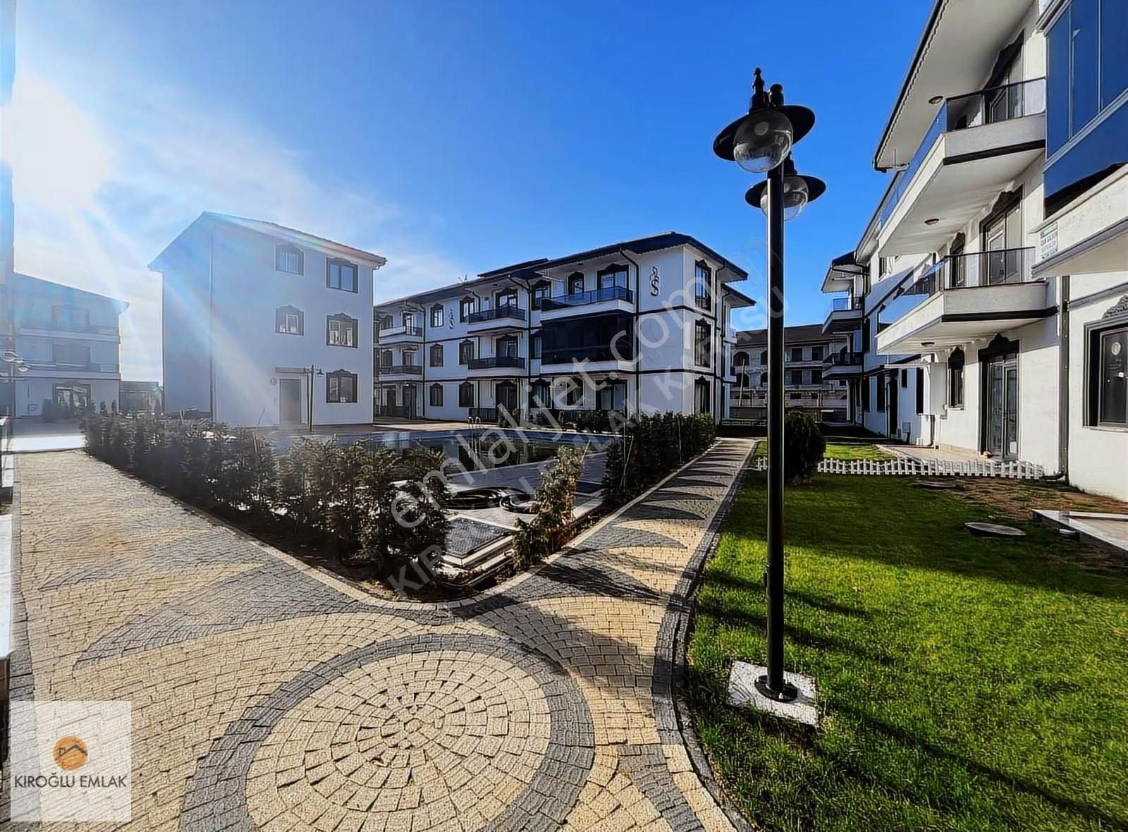 Lüks Yaşam!!! Modern~havuzlu~güvenlikli Site İçinde Sıfır 1+1 - Görsel 31